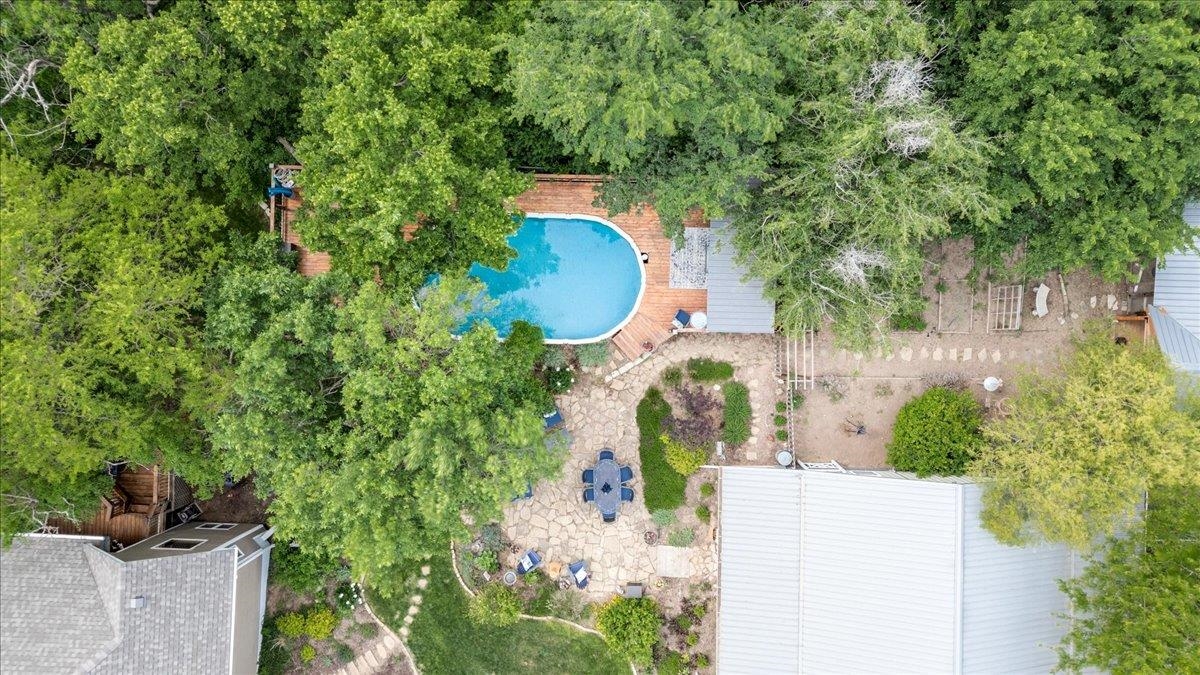 521 E Whispering Meadows Property Photo 34