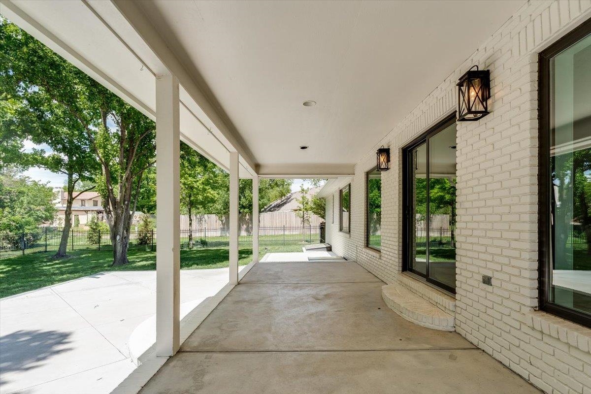 5 N Sandalwood St Property Photo 33