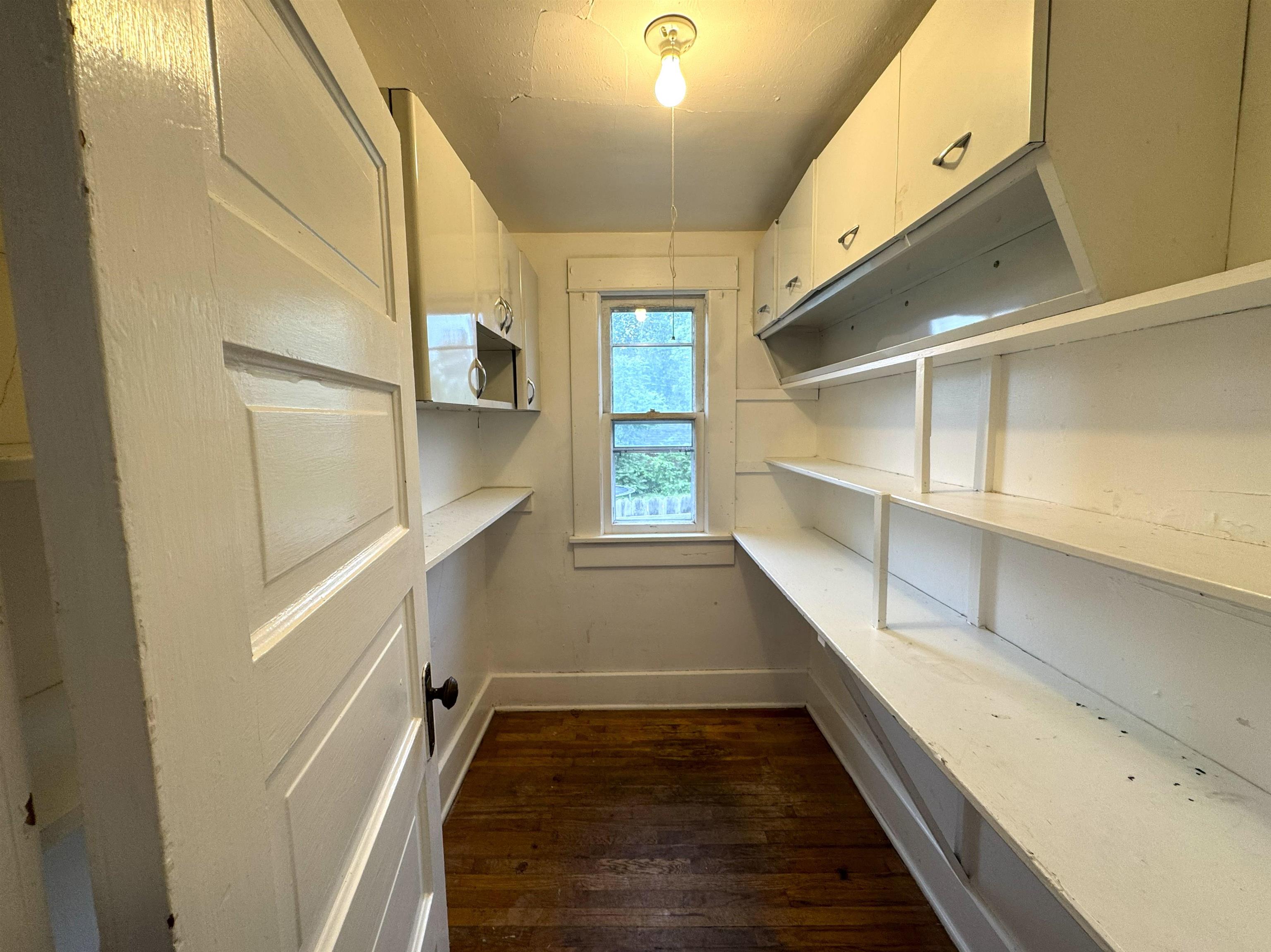 714 N Olive St Property Photo 15