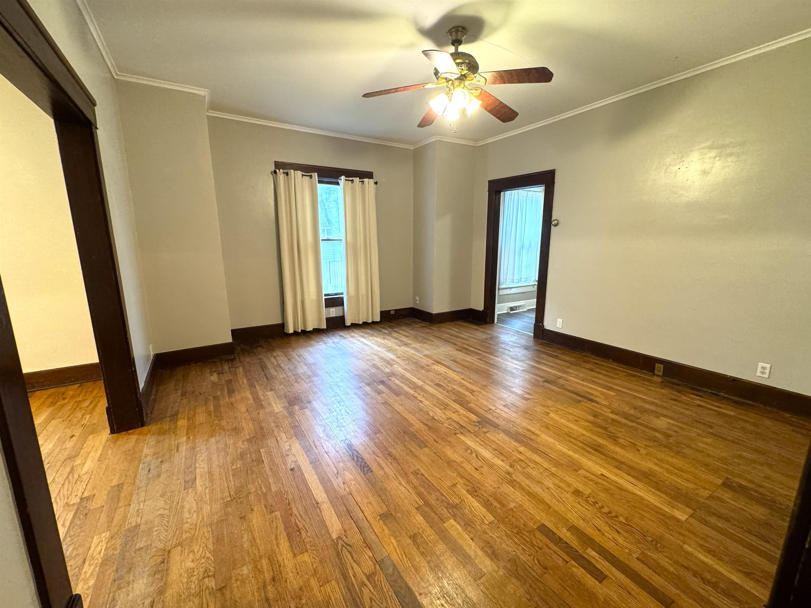 714 N Olive St Property Photo 17