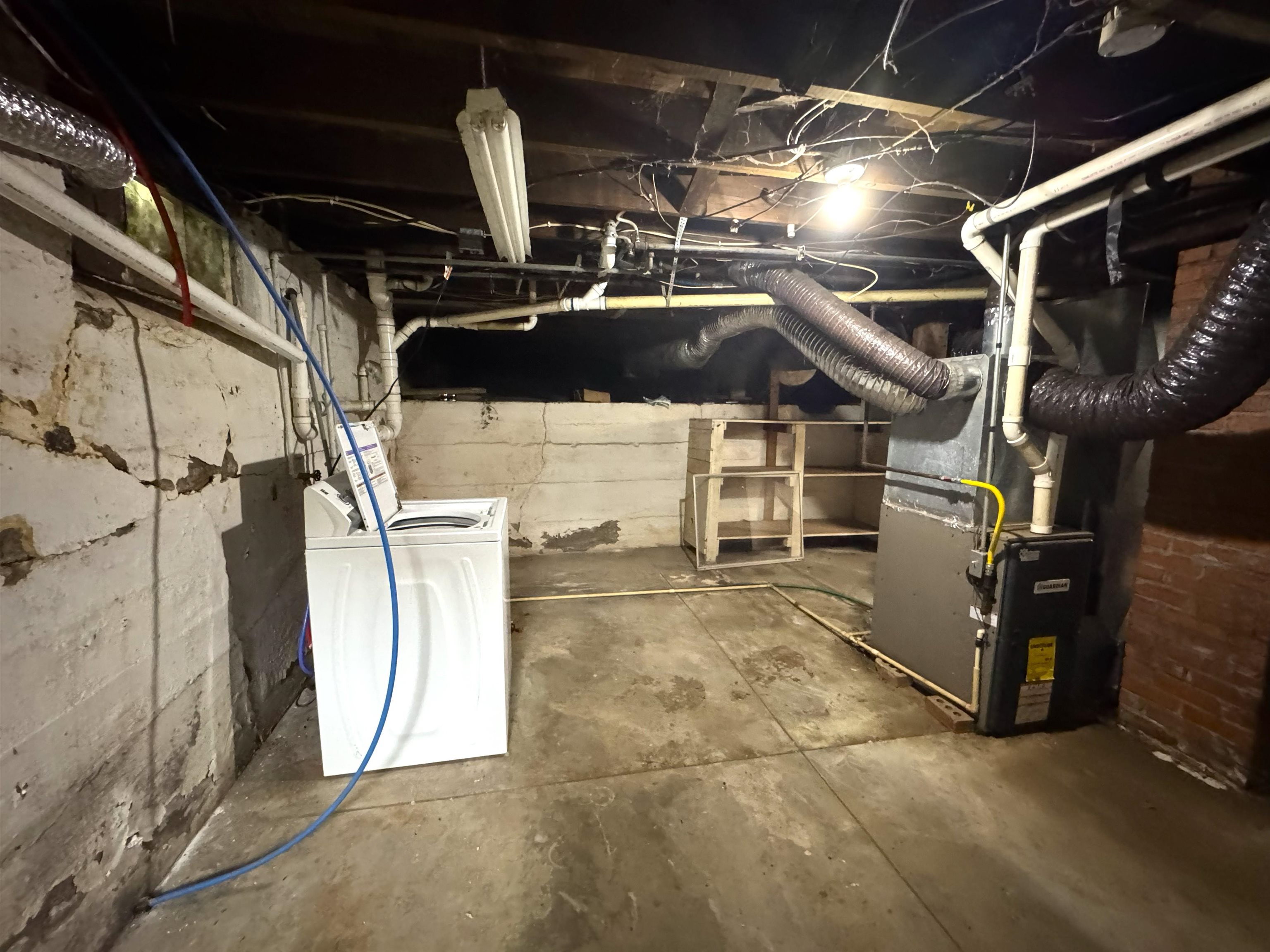 714 N Olive St Property Photo 21