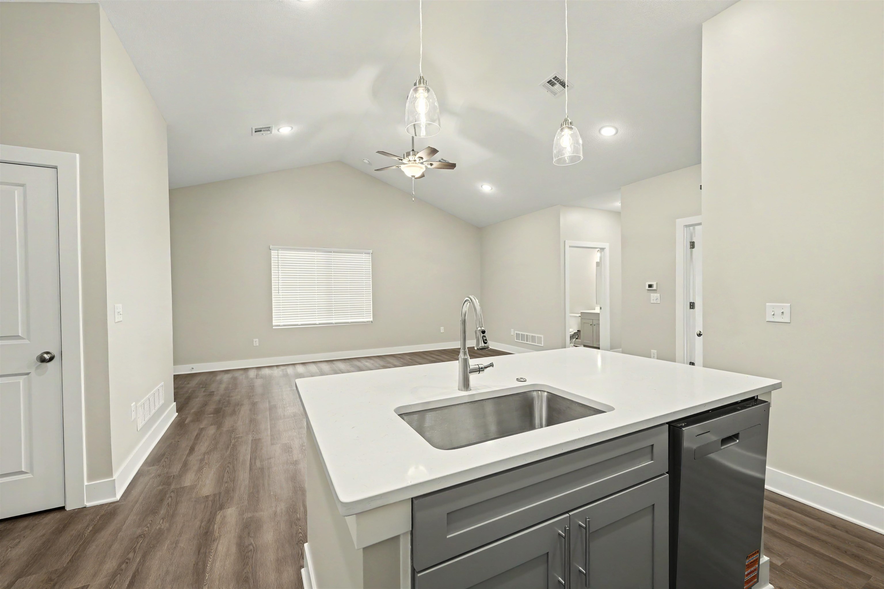 2723 Amelia Ln. Property Photo 9