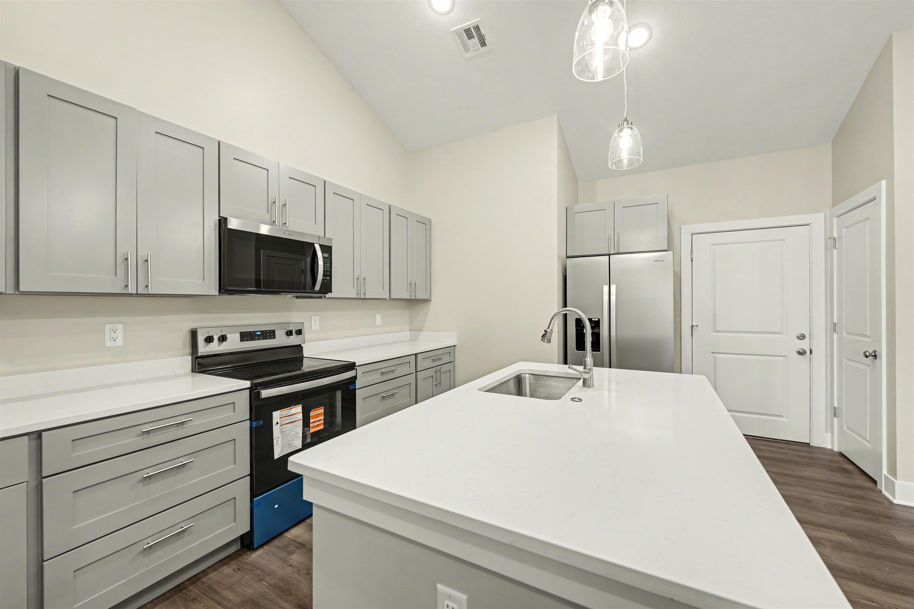 2723 Amelia Ln. Property Photo 10