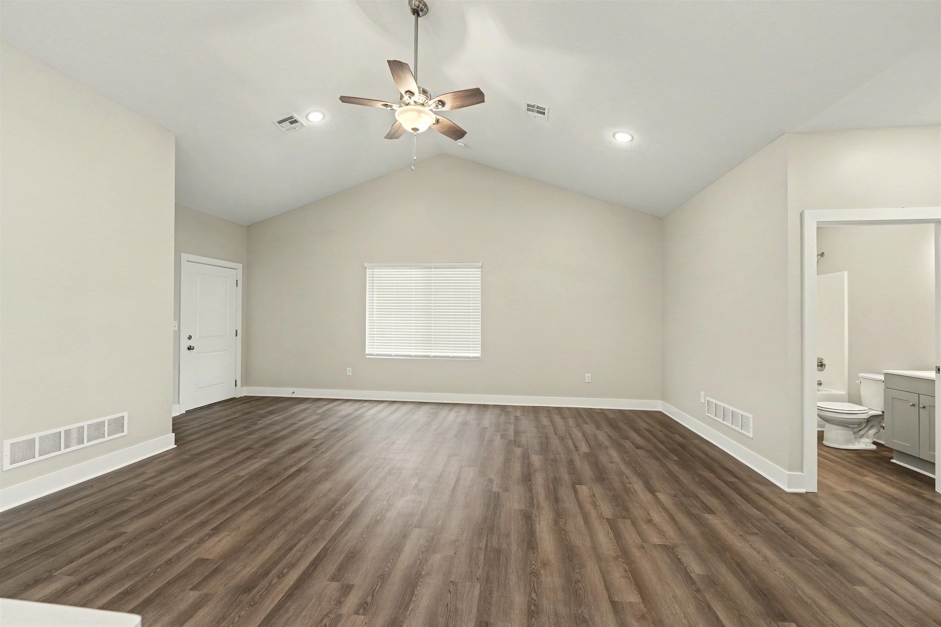 2723 Amelia Ln. Property Photo 11