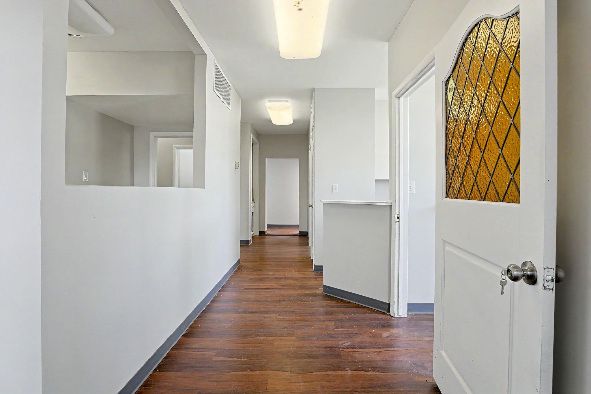 1601 State St. Property Photo 5