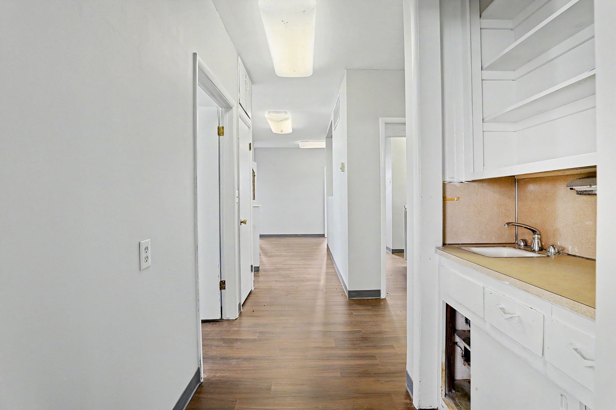1601 State St. Property Photo 12