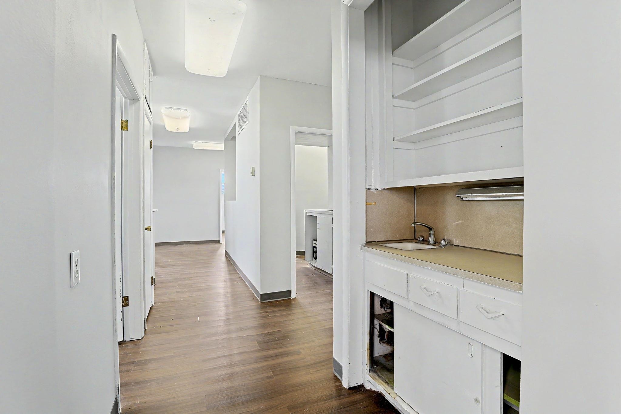 1601 State St. Property Photo 13