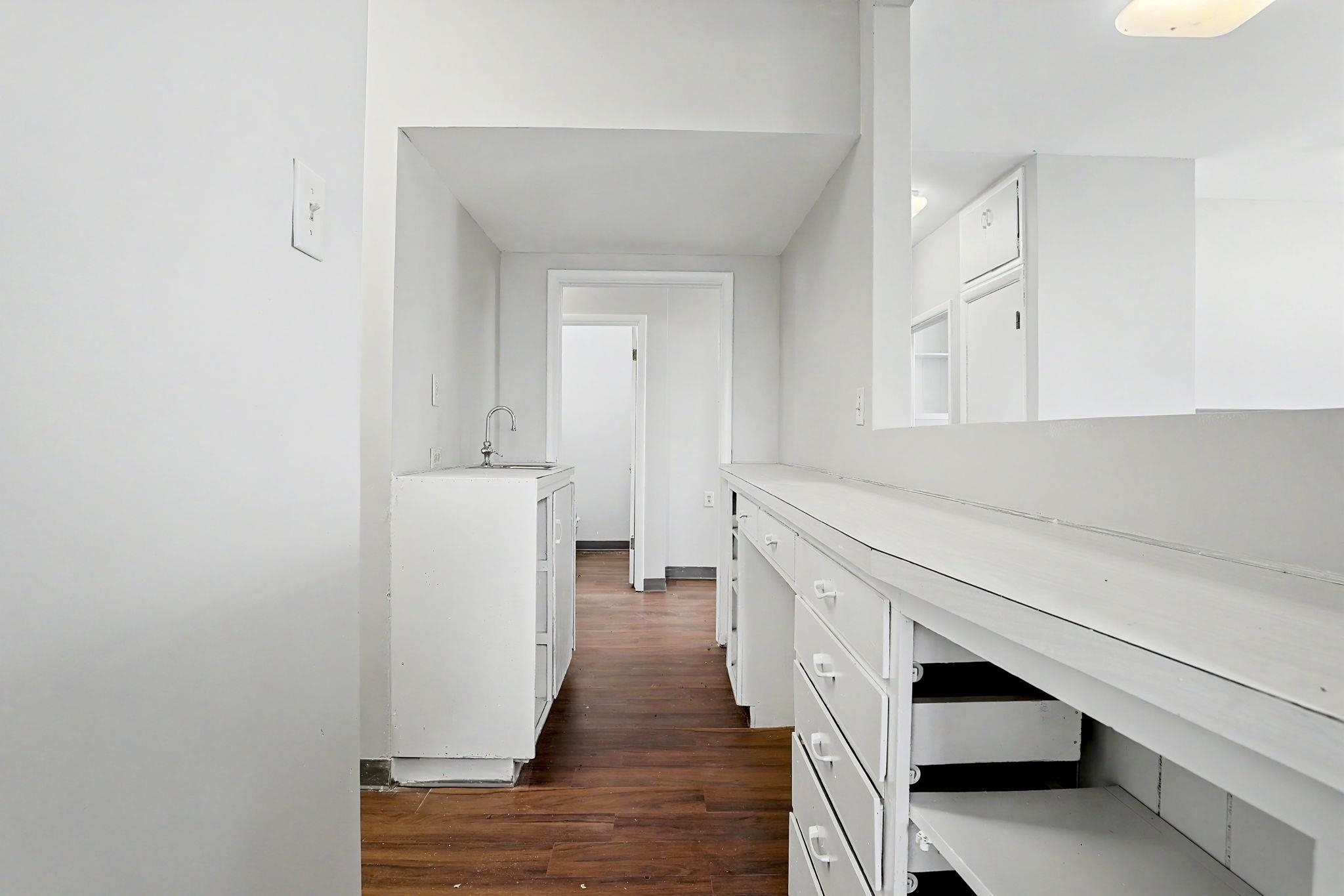 1601 State St. Property Photo 21