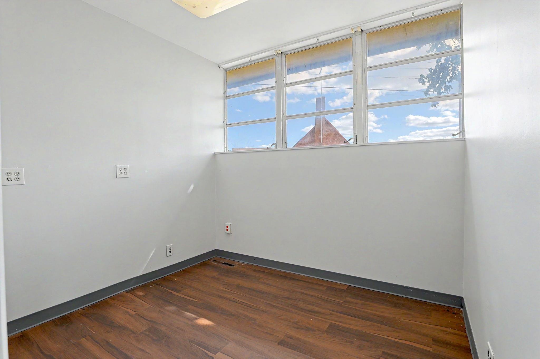 1601 State St. Property Photo 25