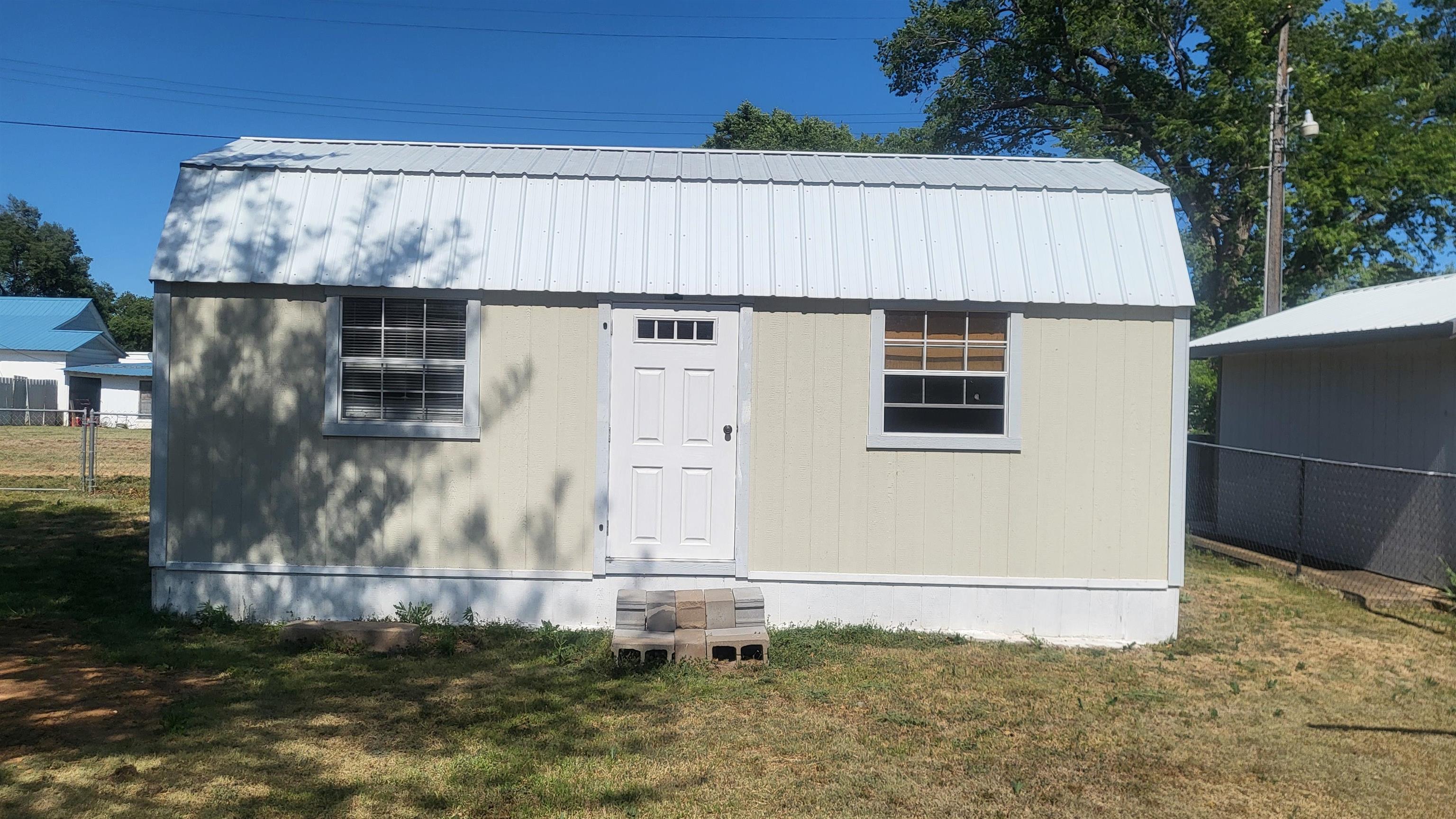 516 N Botkin Property Photo 13