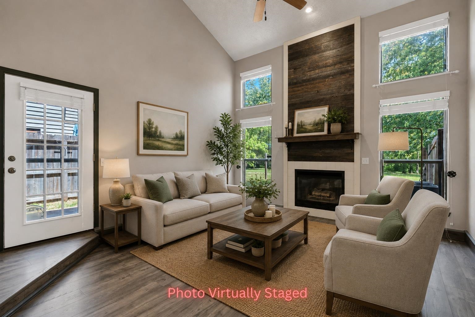 2014 N Woodlawn Blvd Property Photo 8