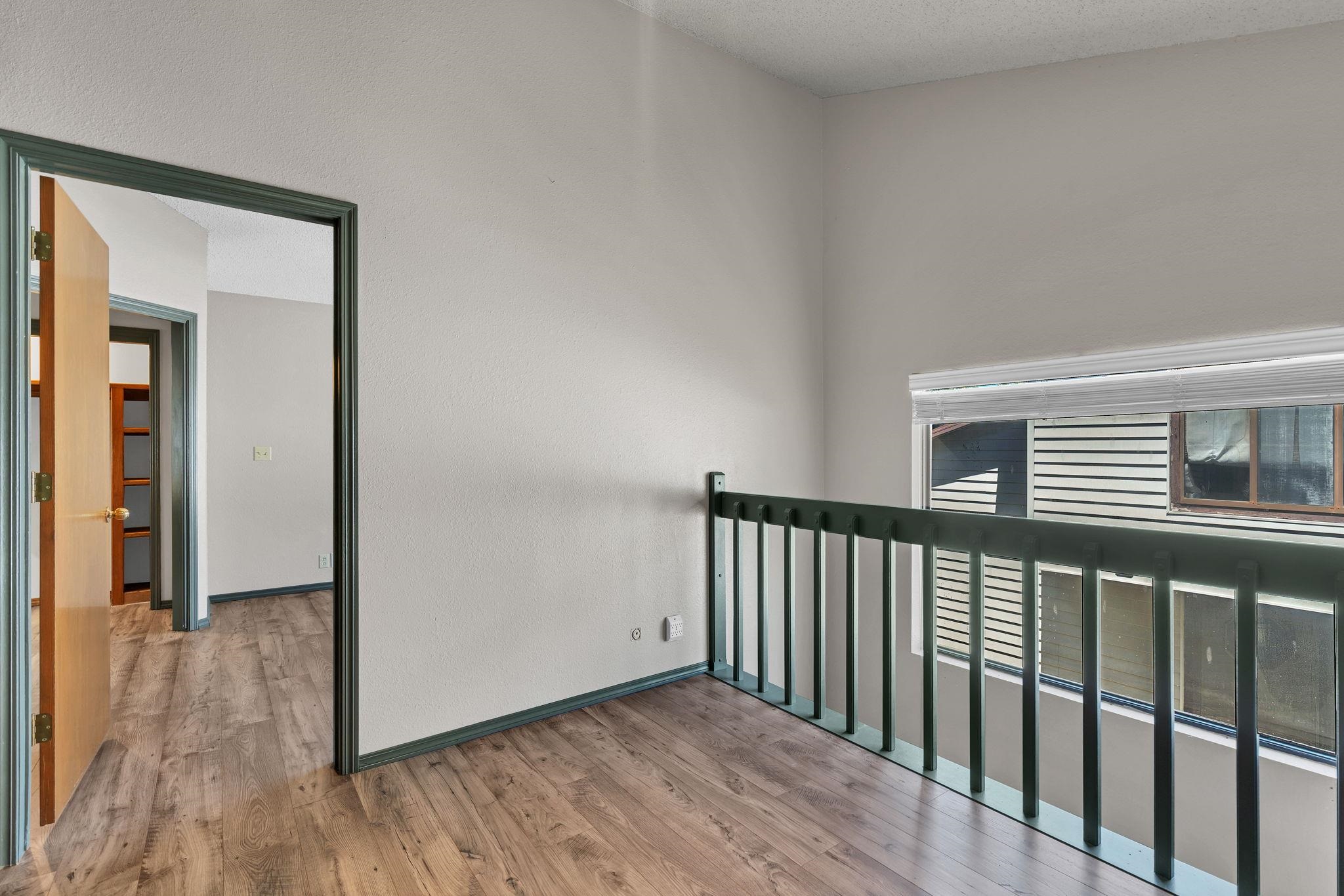 2014 N Woodlawn Blvd Property Photo 17