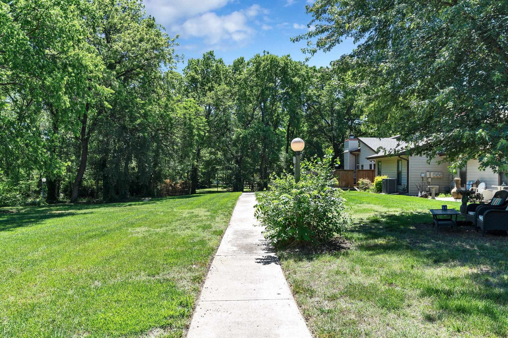 2014 N Woodlawn Blvd Property Photo 30