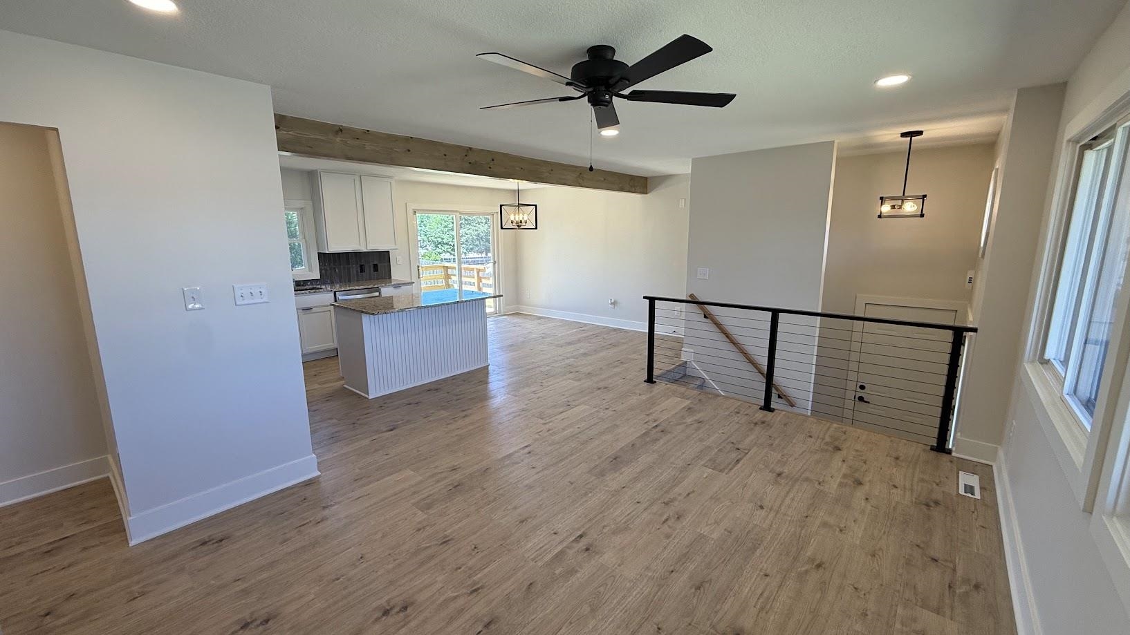 105 Windward Ct Property Photo 9