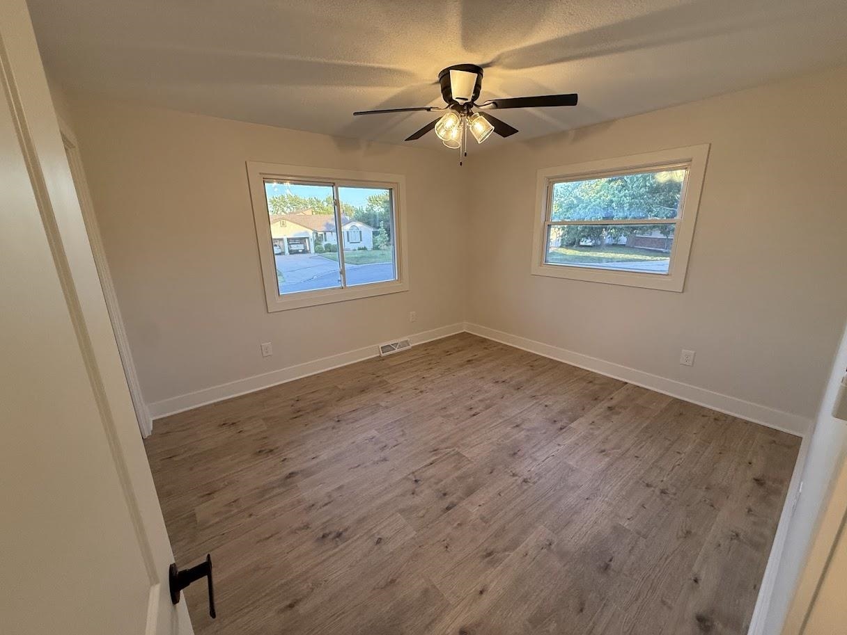 105 Windward Ct Property Photo 10
