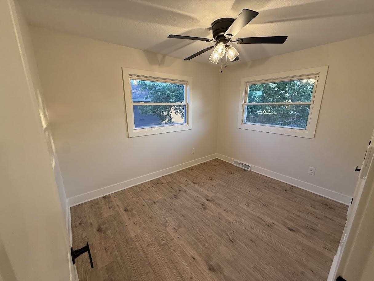 105 Windward Ct Property Photo 12