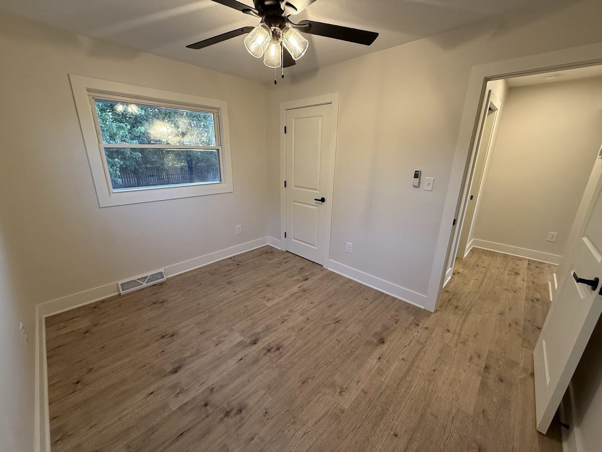 105 Windward Ct Property Photo 13