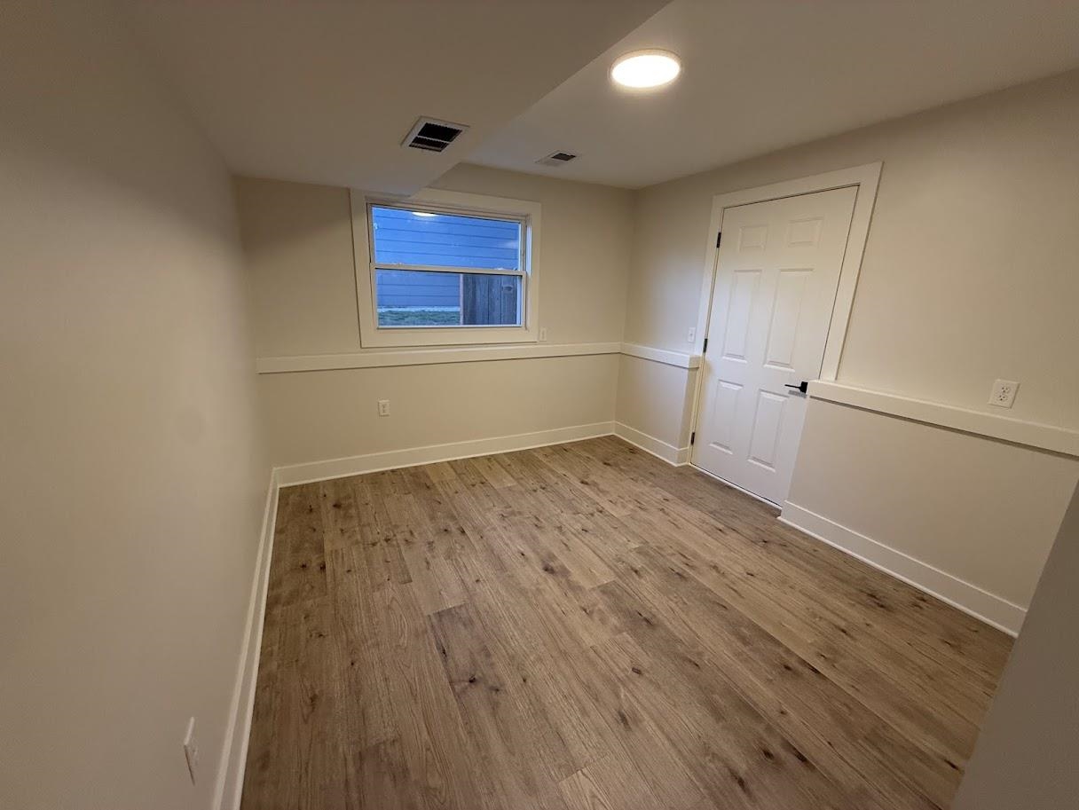 105 Windward Ct Property Photo 22