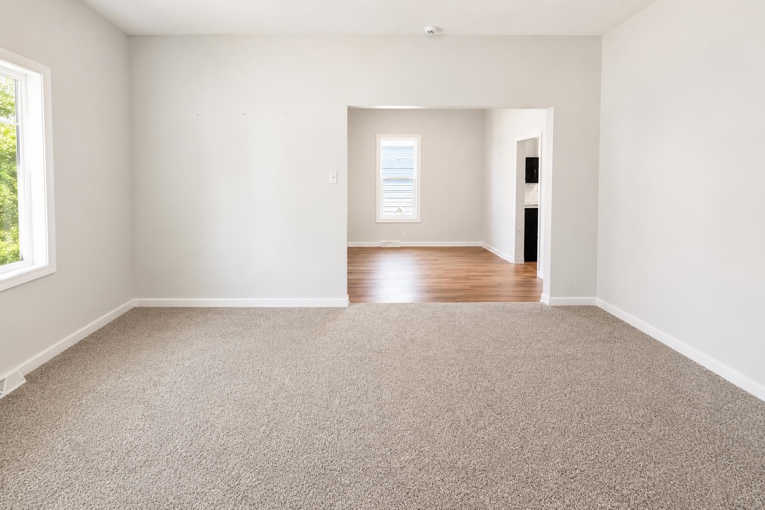 1114 N Pine St. Property Photo 6