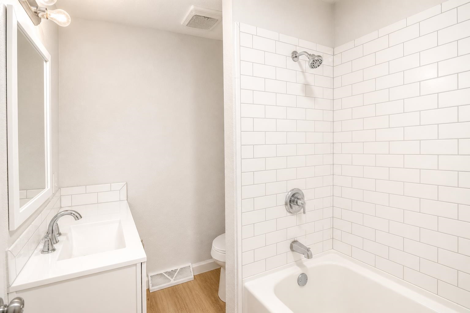 1114 N Pine St. Property Photo 7
