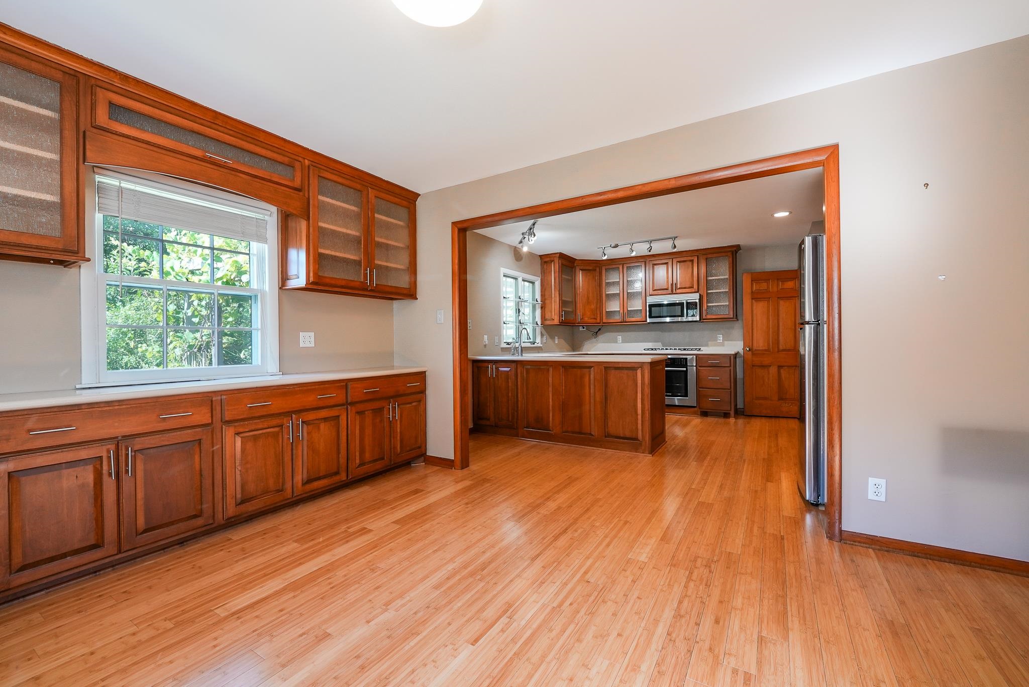 1305 W Park Ave Property Photo 6