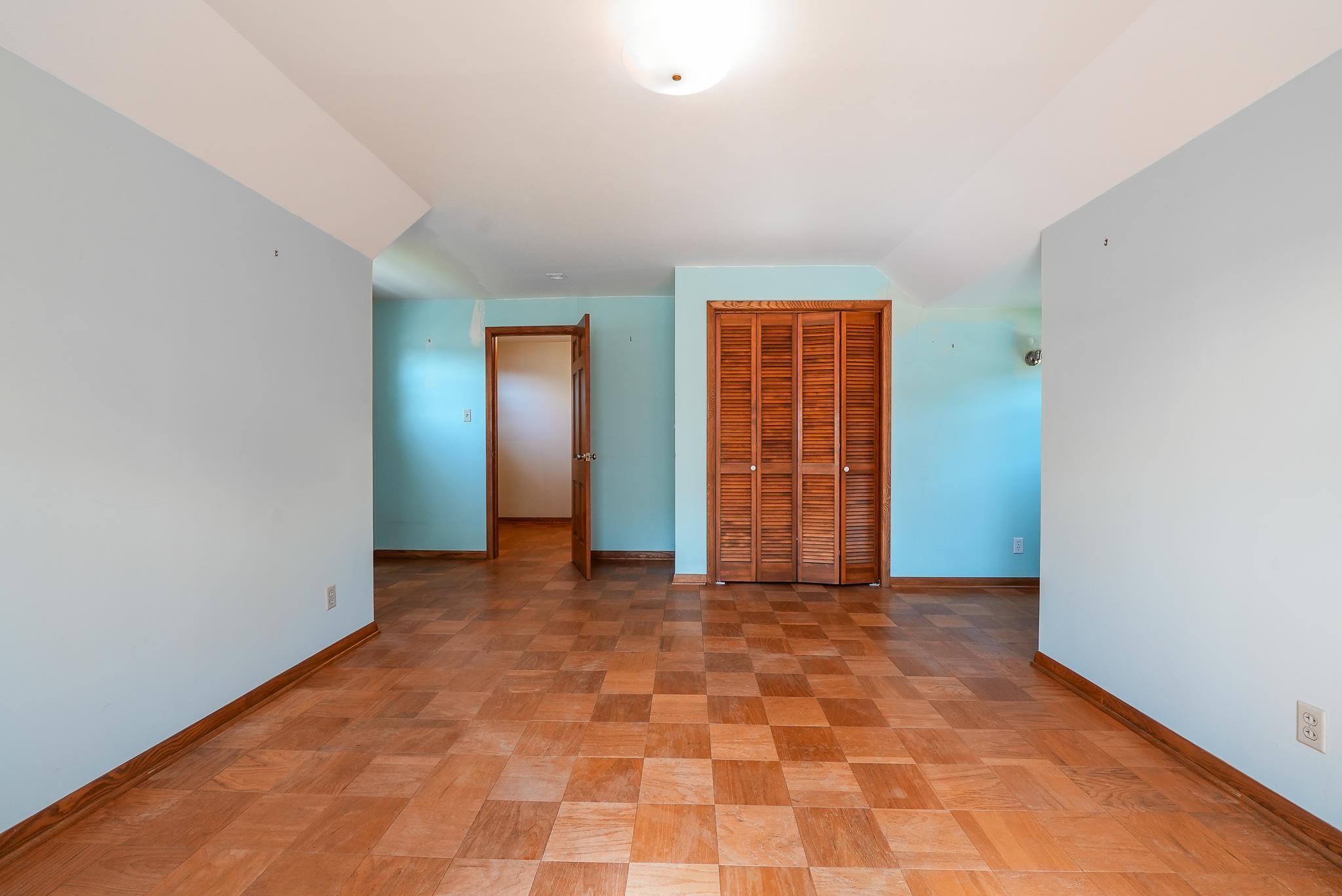 1305 W Park Ave Property Photo 18