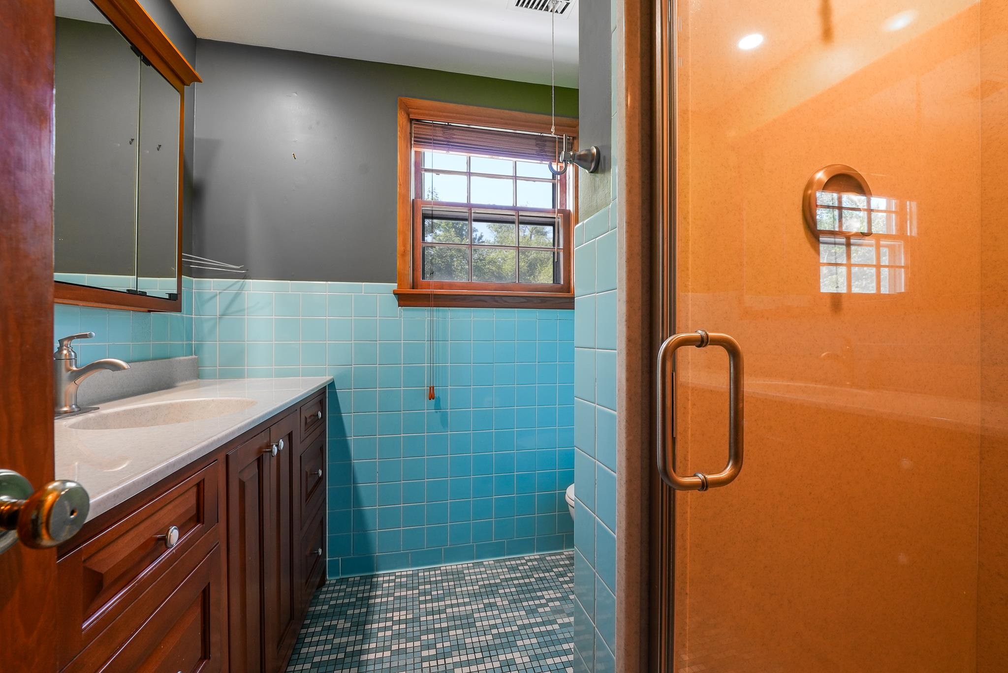 1305 W Park Ave Property Photo 21