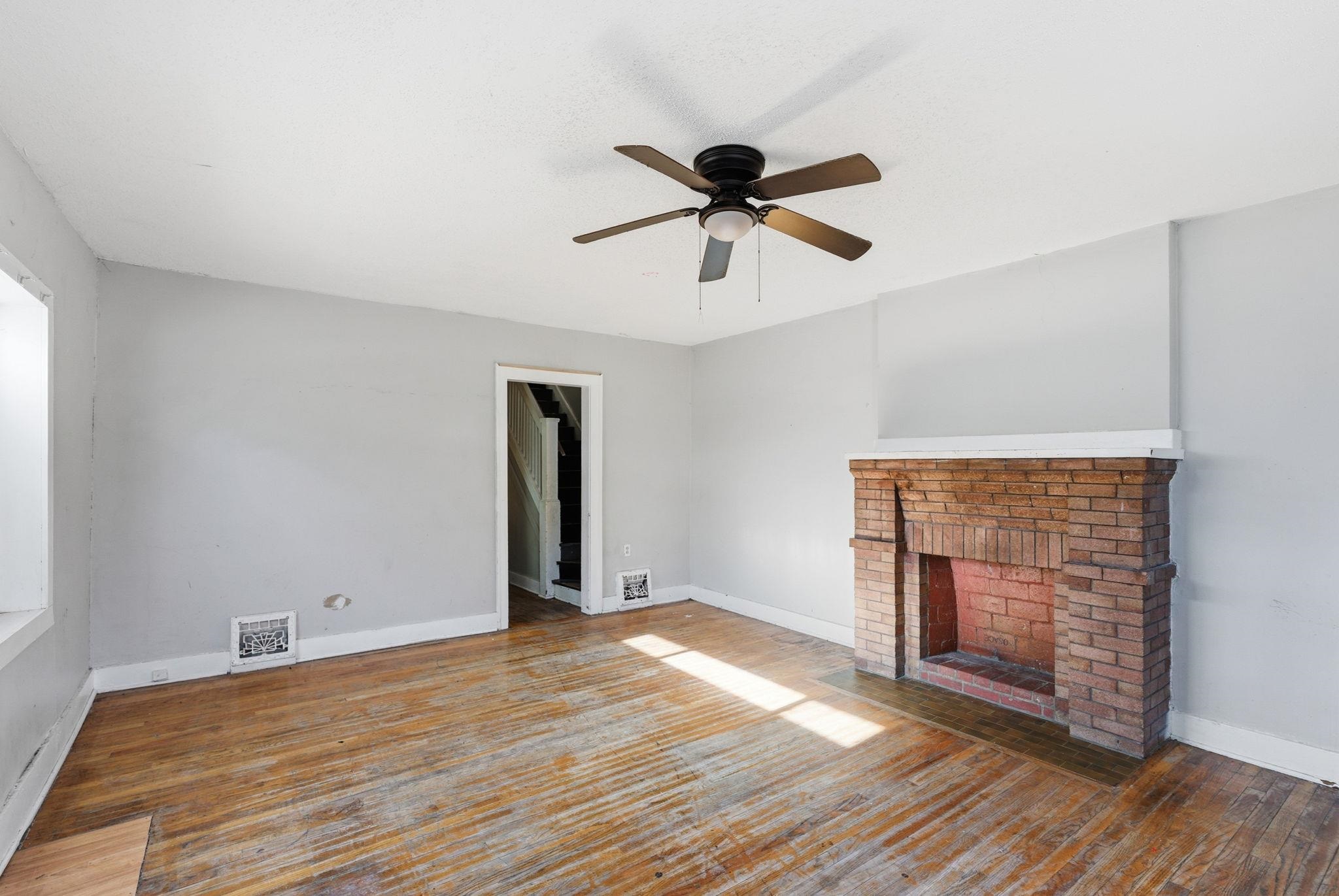 1535-1537 N Holyoke Ave Property Photo 10
