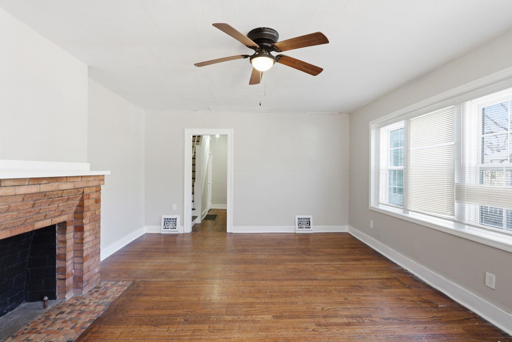 1535-1537 N Holyoke Ave Property Photo 23
