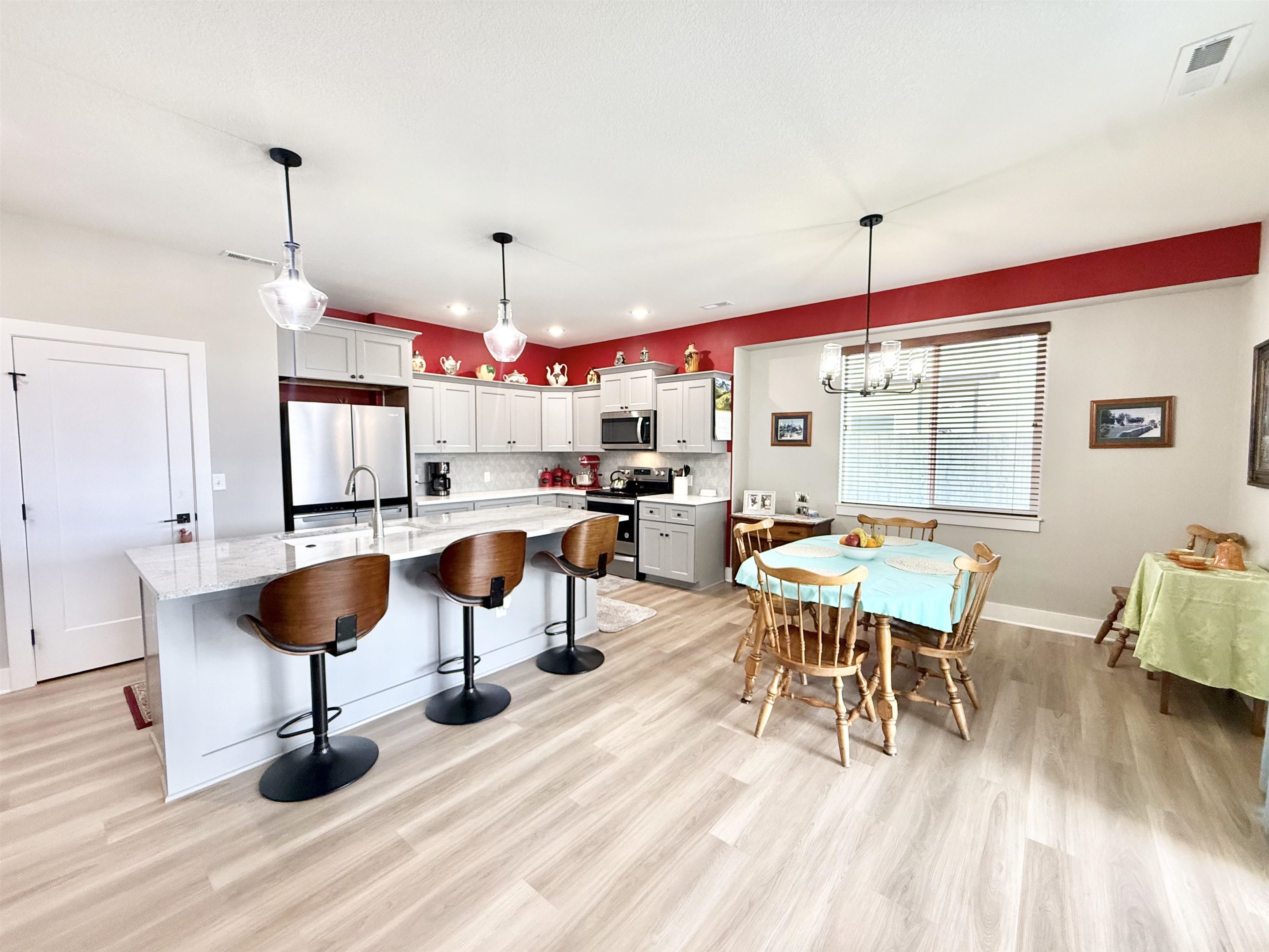 2540 S Spring Hollow St Property Photo 8