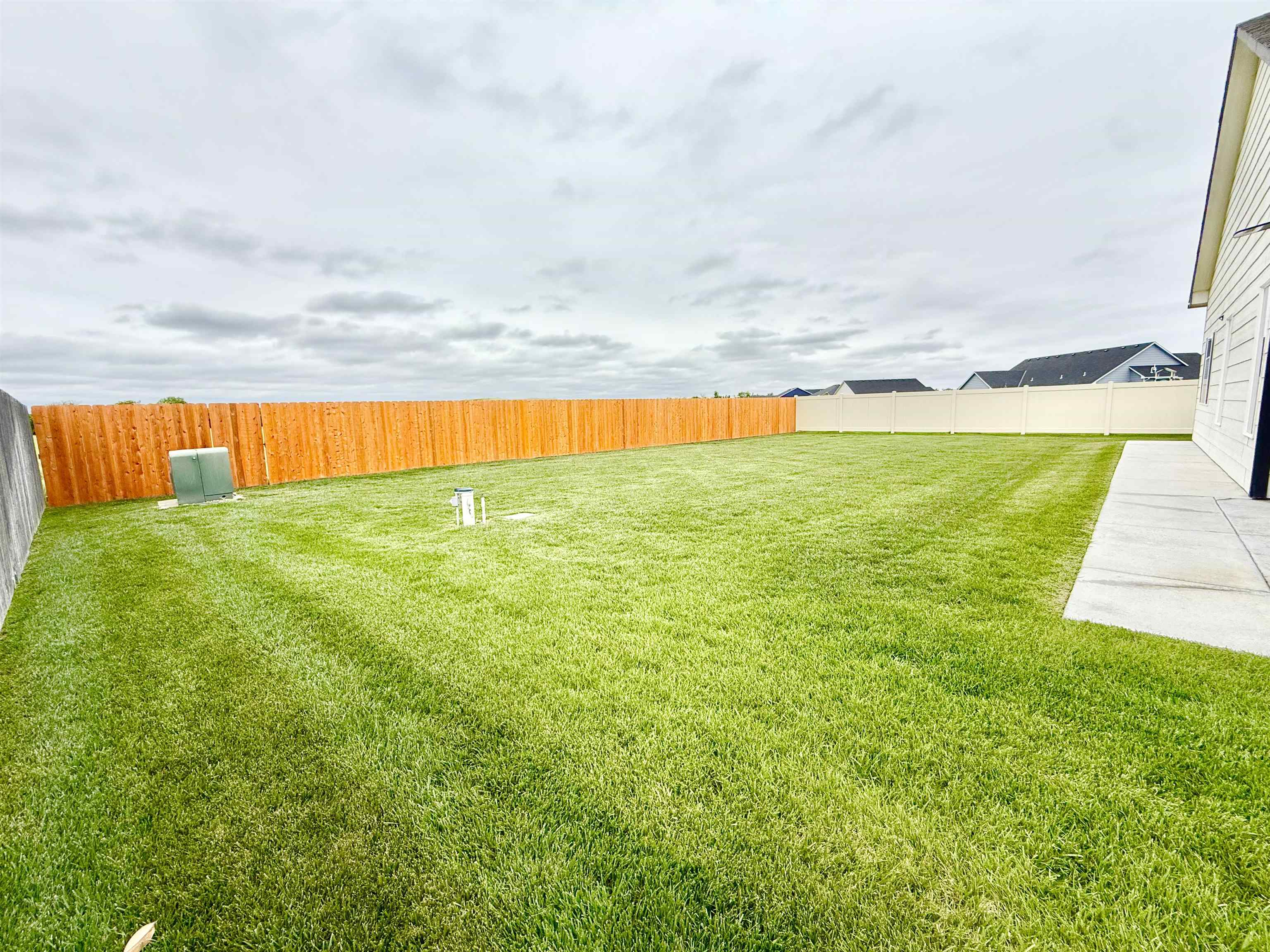 2540 S Spring Hollow St Property Photo 29