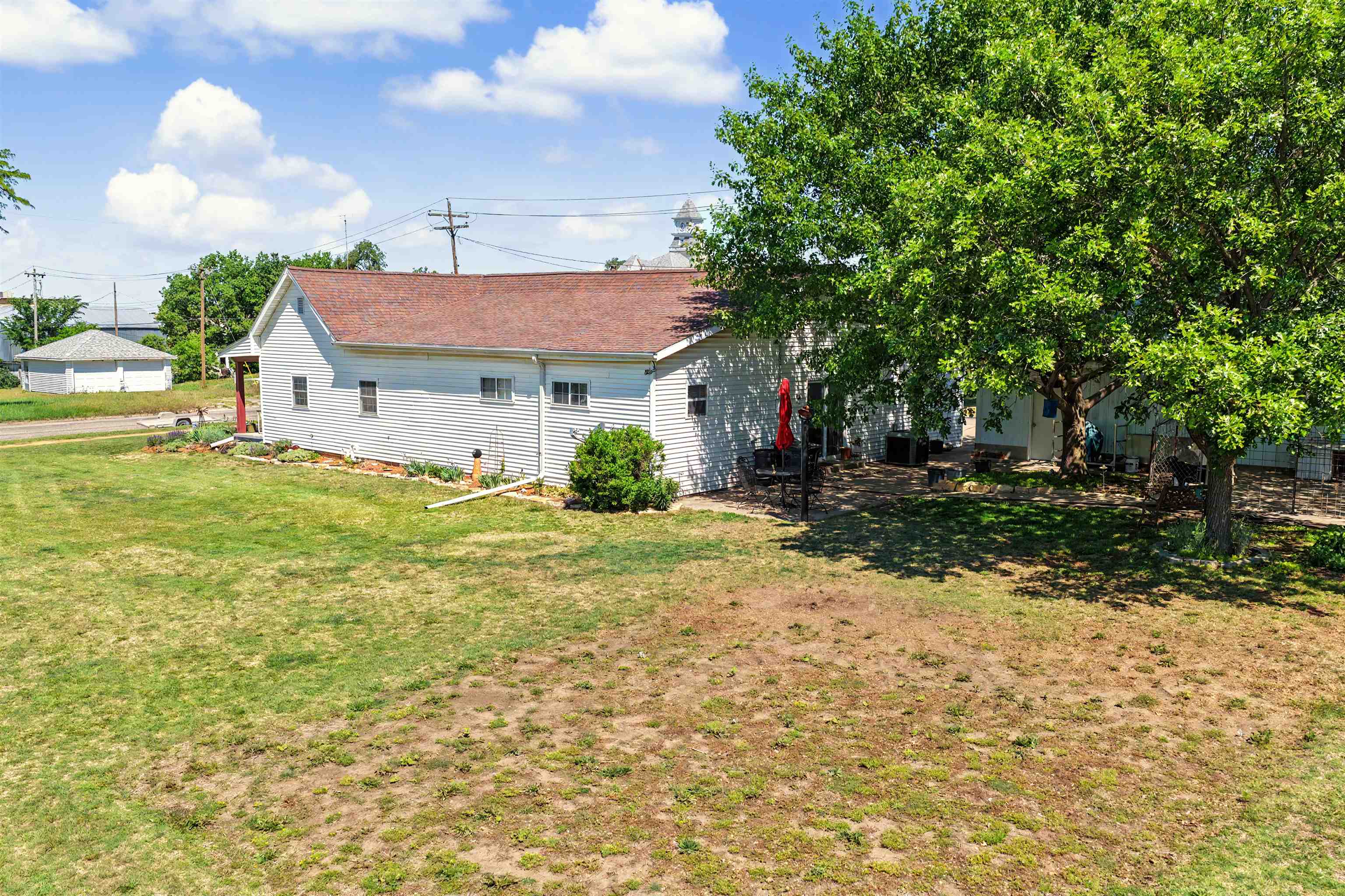 115 S 2nd St. Property Photo 33