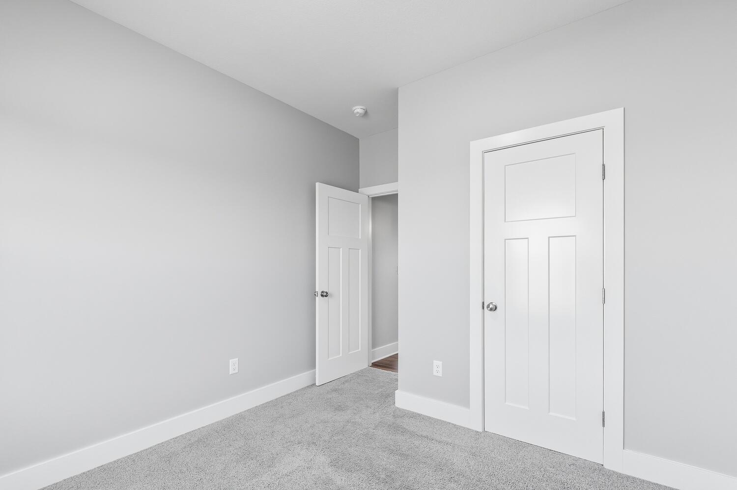 320 N Deer Run Ct Property Photo 18