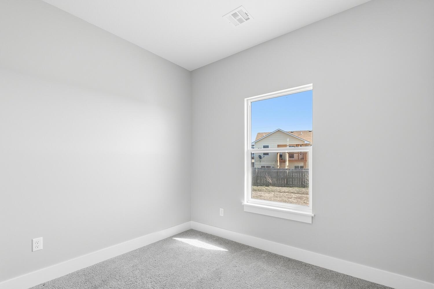 320 N Deer Run Ct Property Photo 23