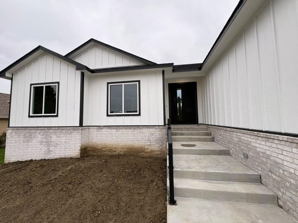 13211 E Laguna St Property Photo 2