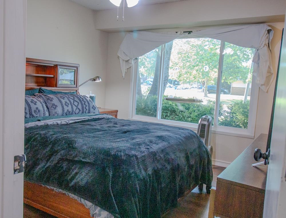 415 E Valley View Street Property Photo 6