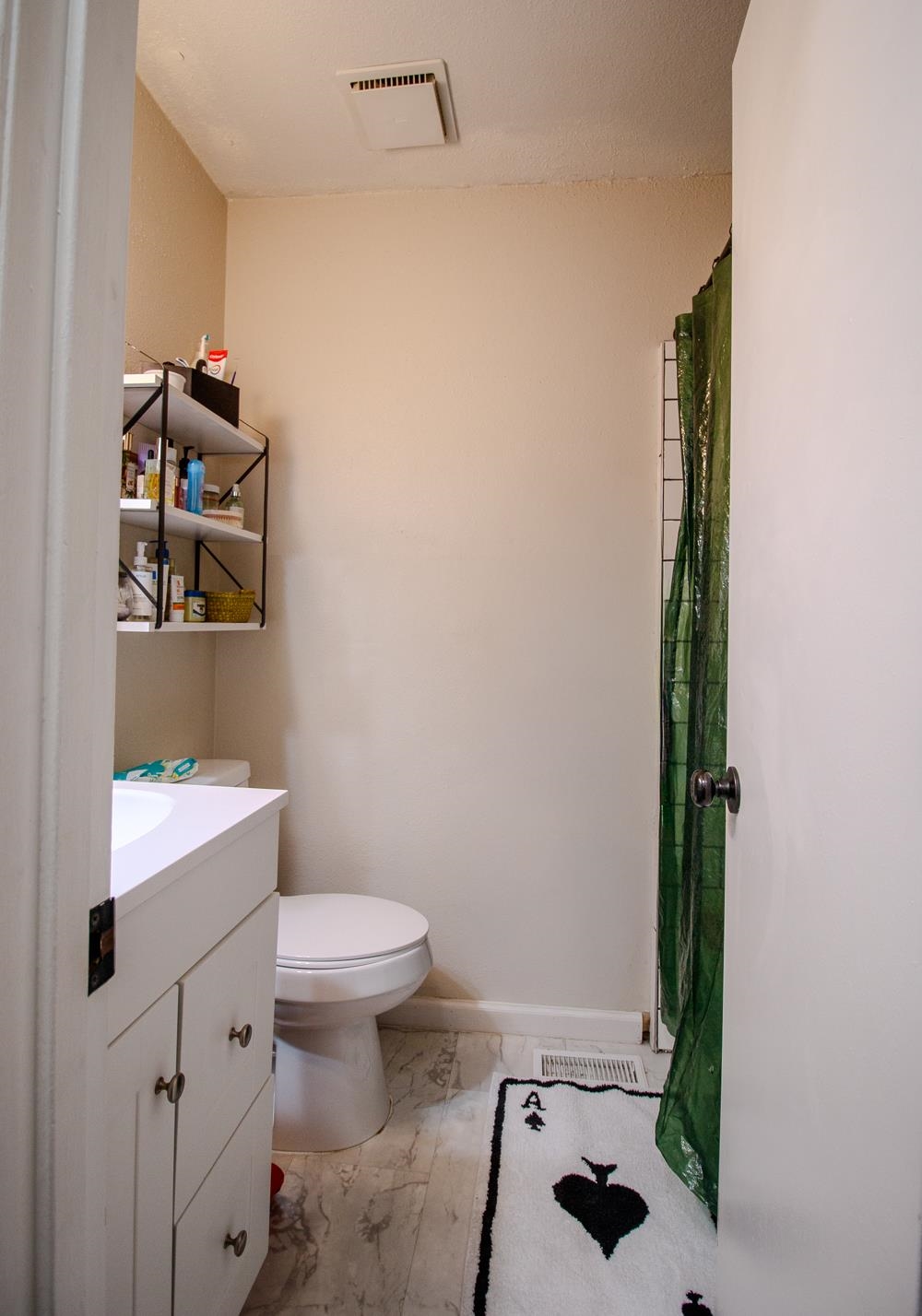 415 E Valley View Street Property Photo 11
