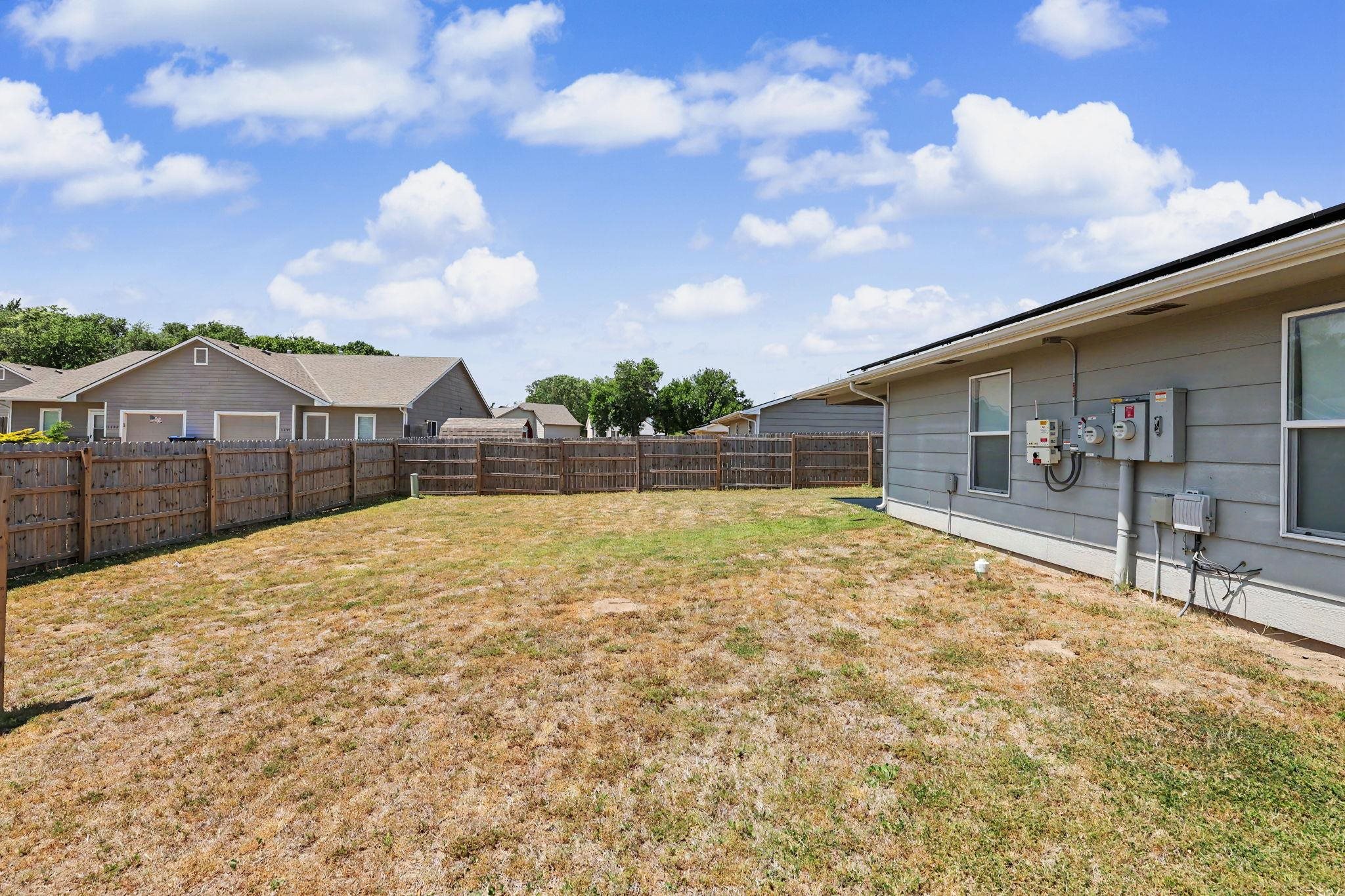 1311 E Maywood Property Photo 27