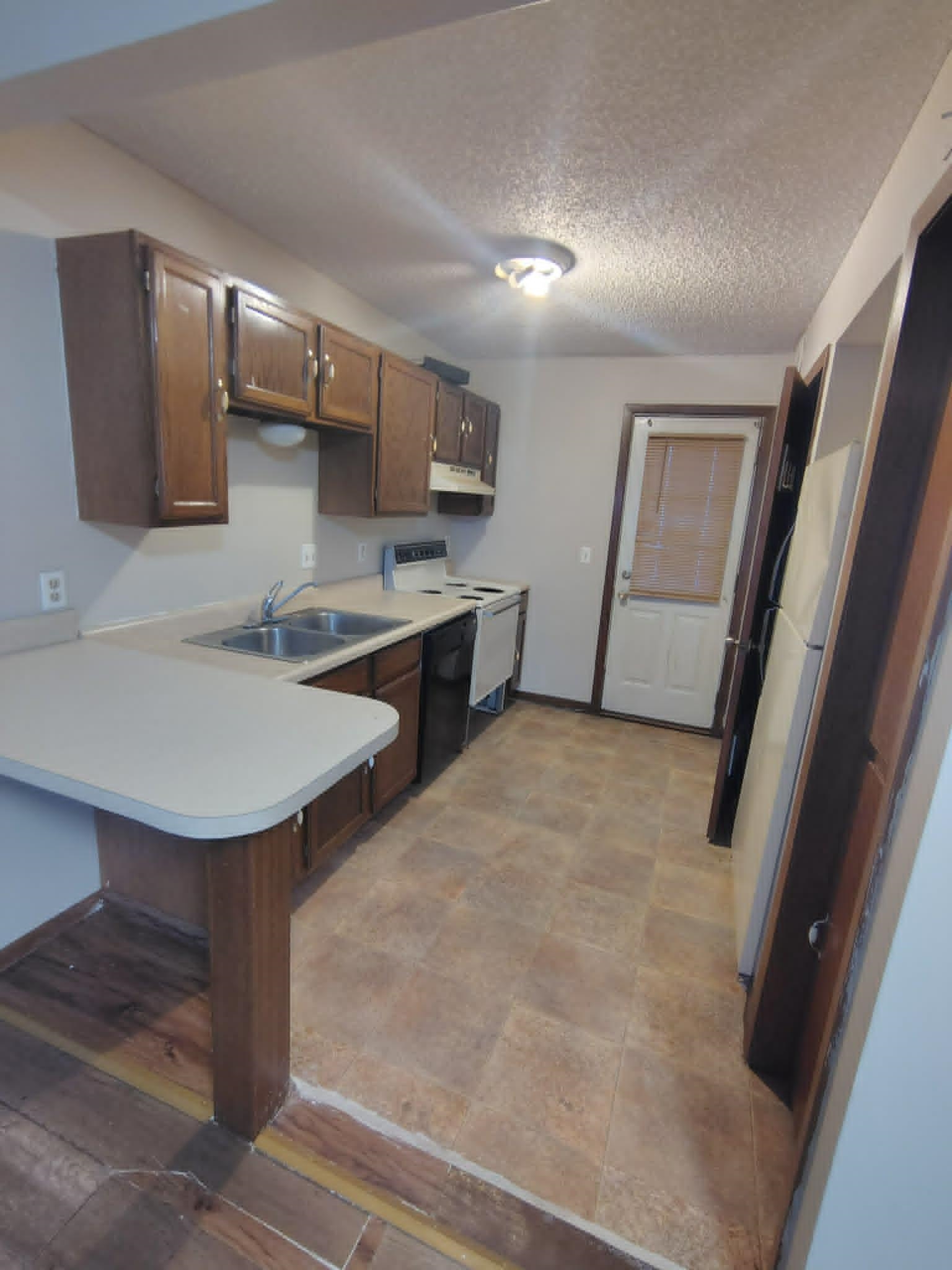 6725 W Shade Ln # 403 Property Photo 7