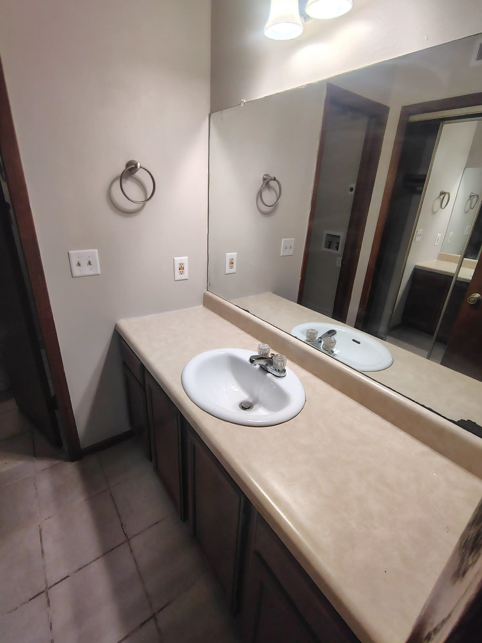 6725 W Shade Ln # 403 Property Photo 10