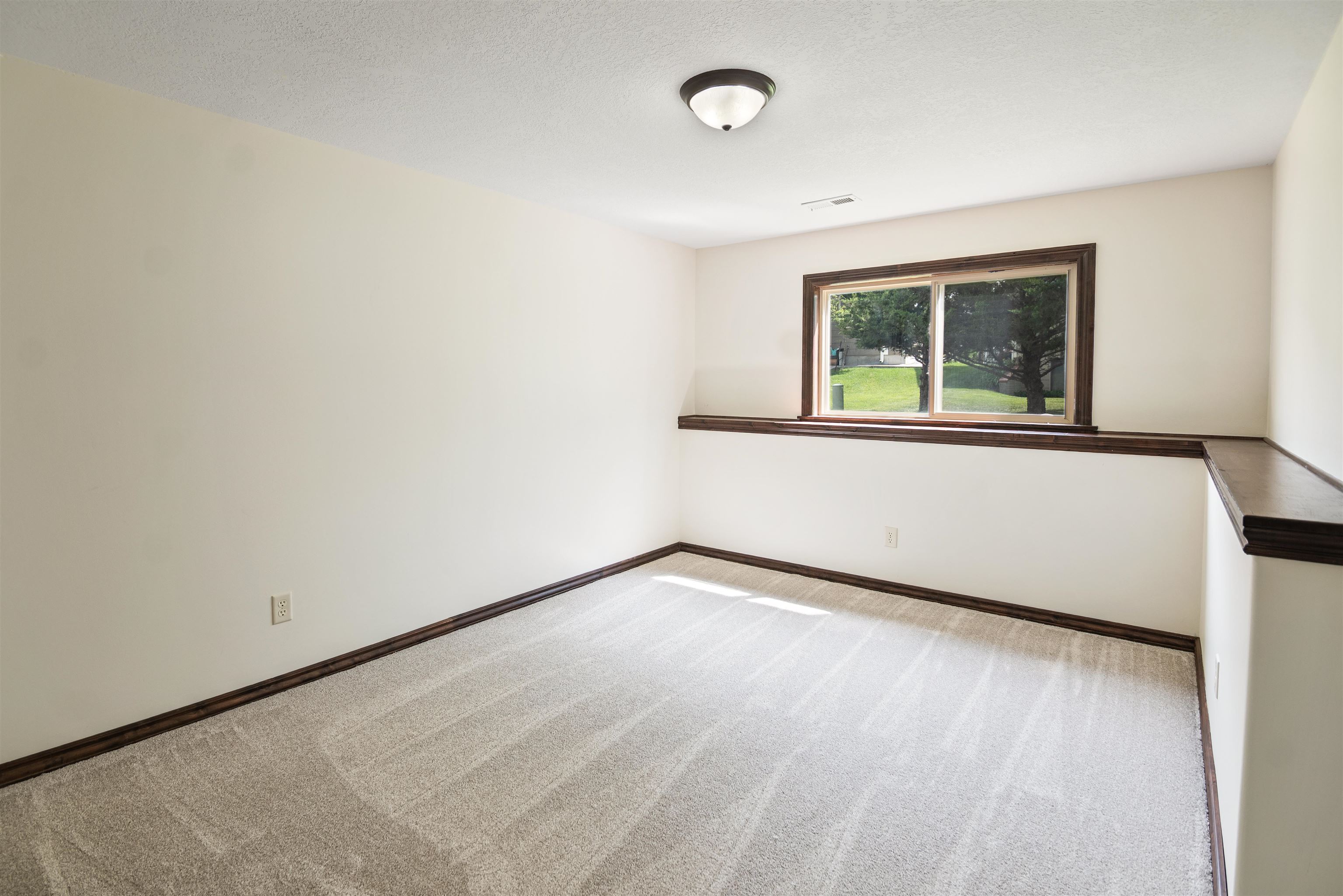 2034 S Sierra Hills Ct Property Photo 15