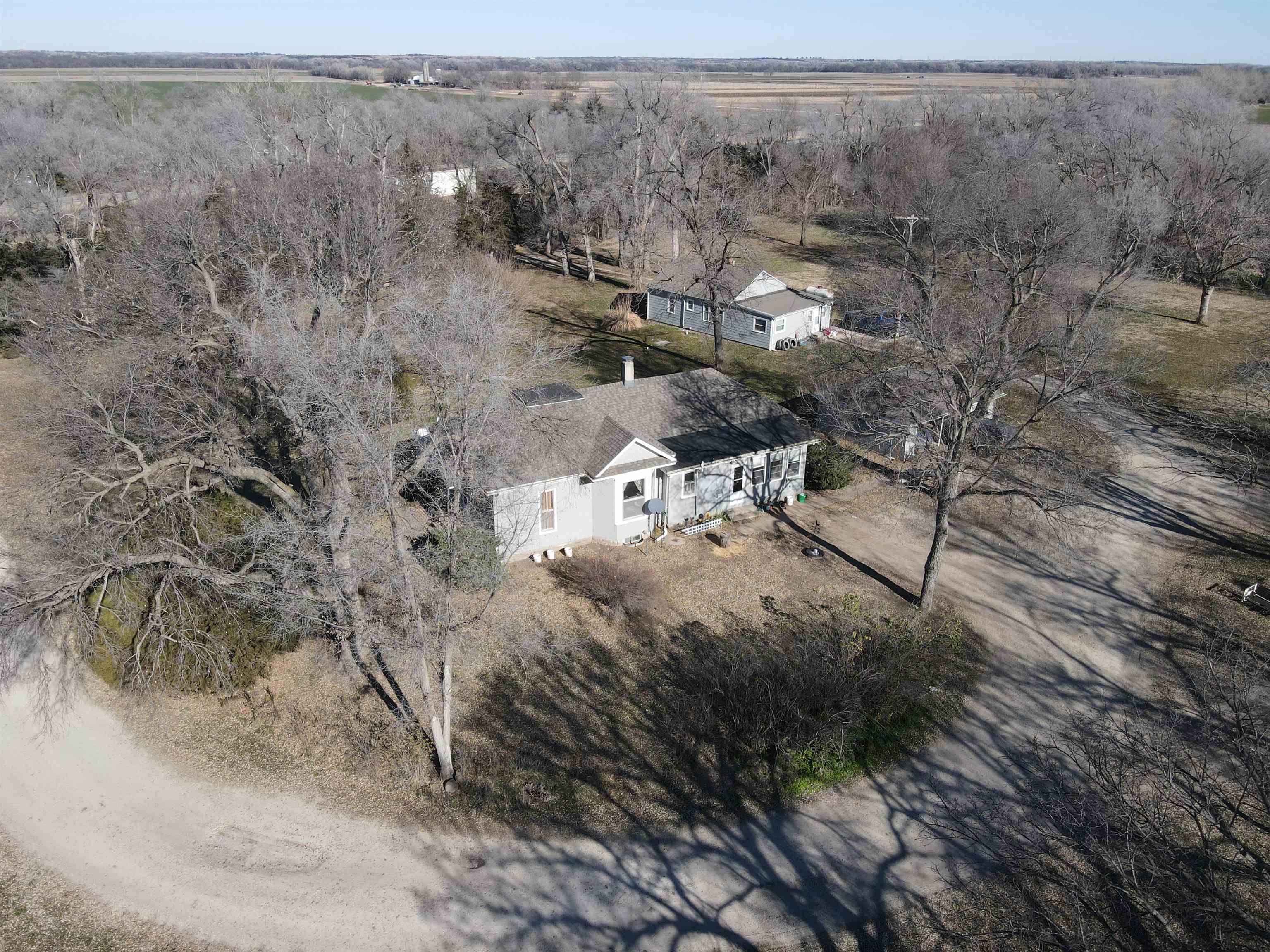 2314 & 2338 E Old Hwy 40 Property Photo 1