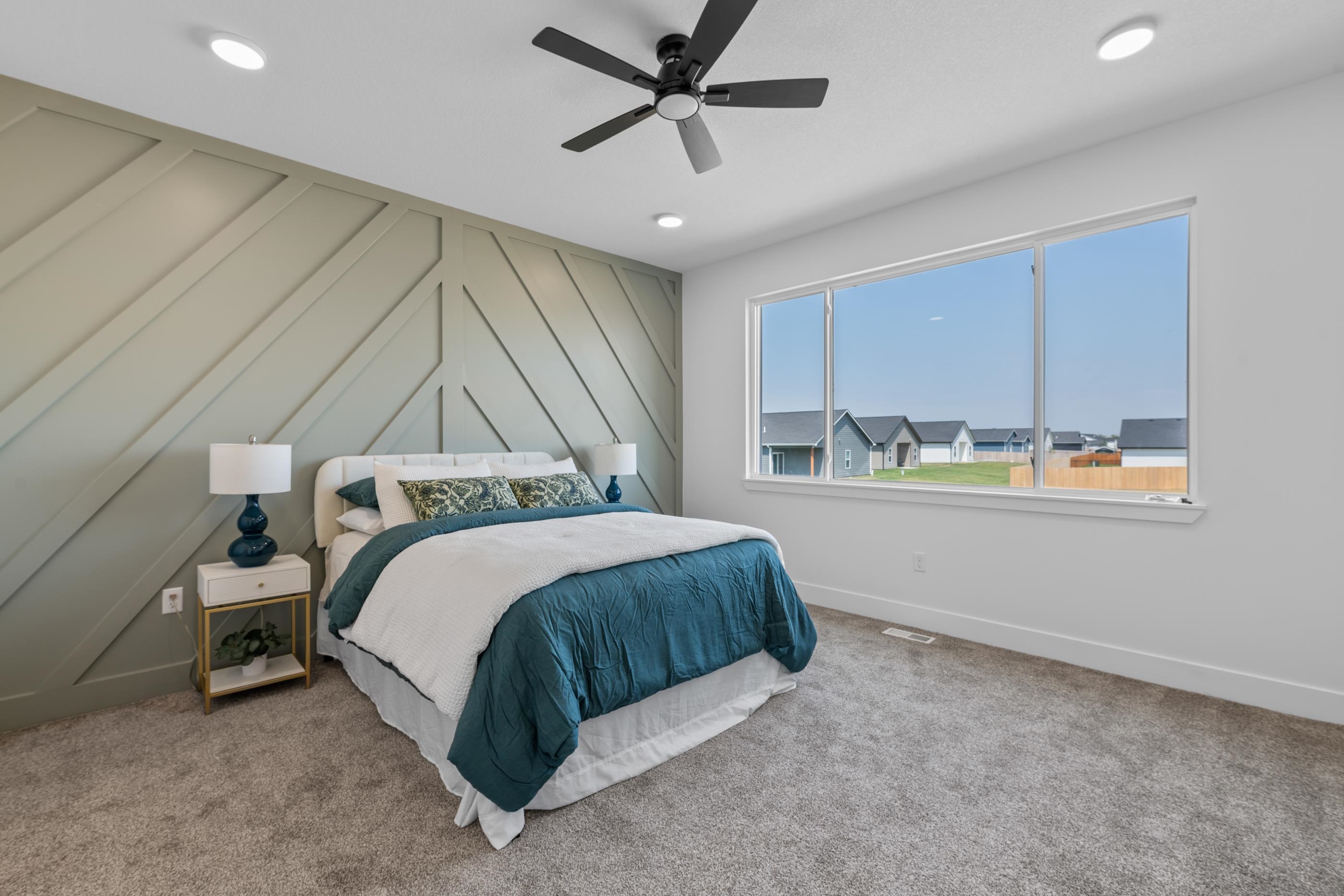 12915 E Spring Valley St. Property Photo 14