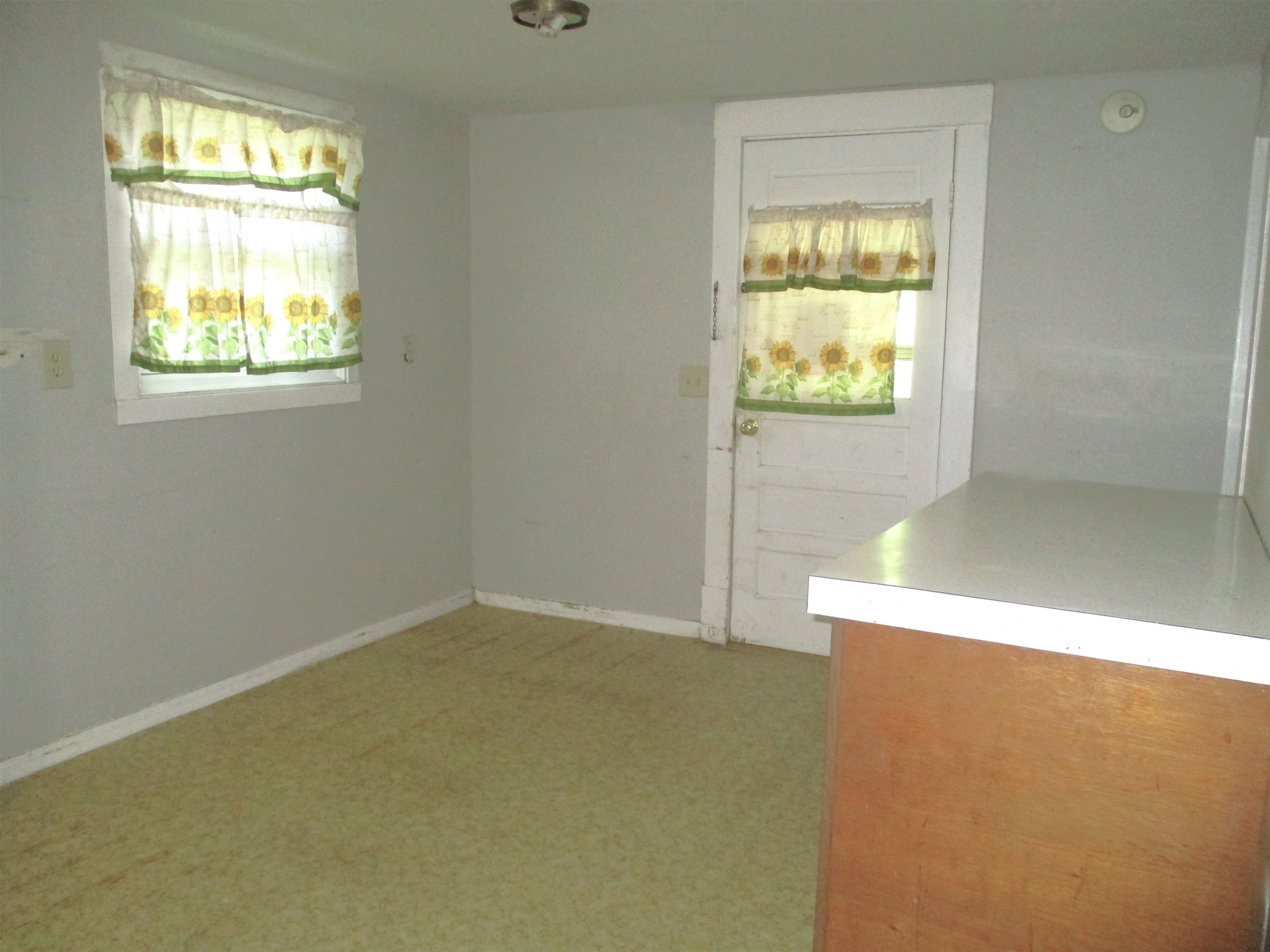 1509 N 2nd Property Photo 10
