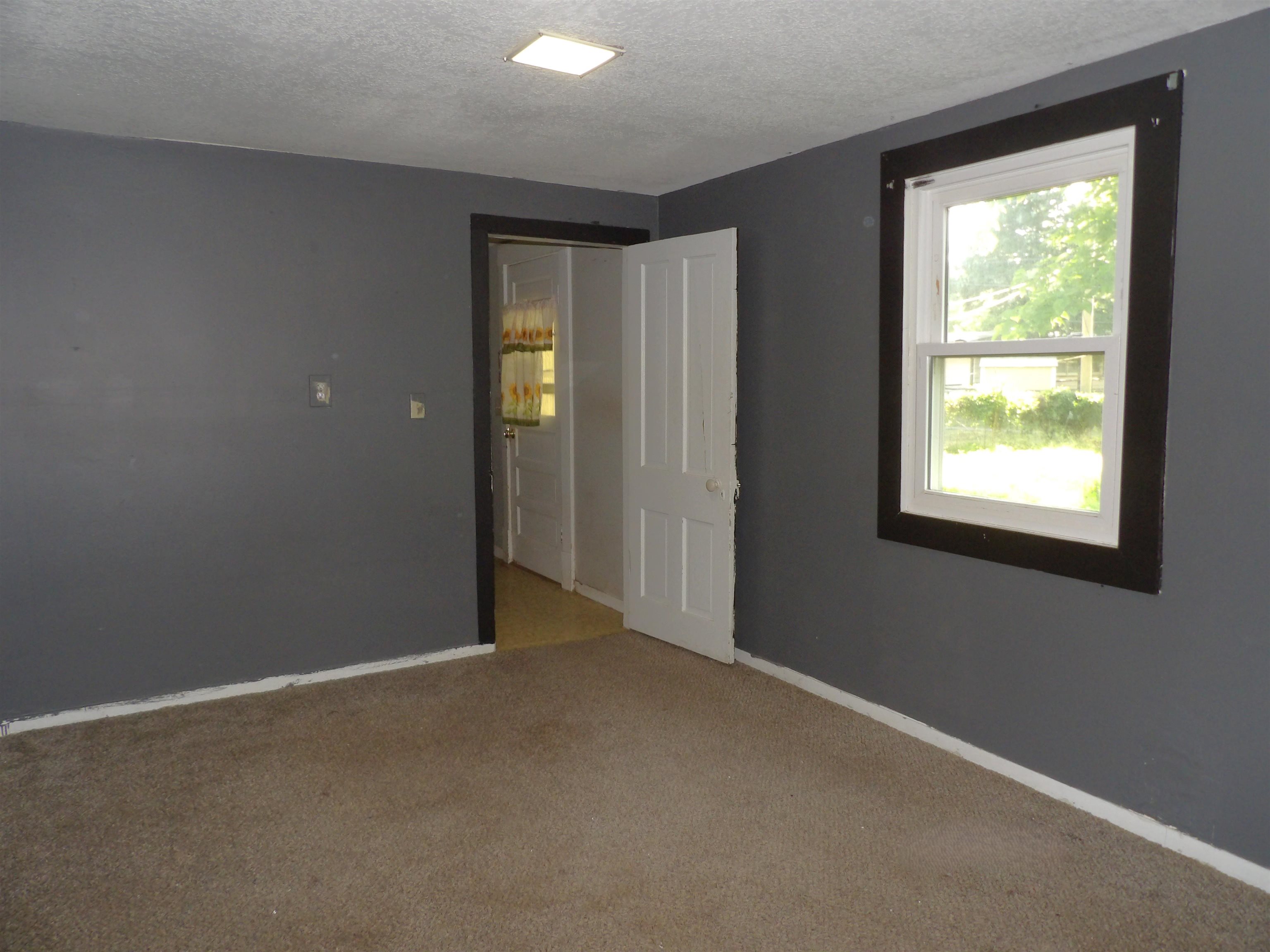 1509 N 2nd Property Photo 12