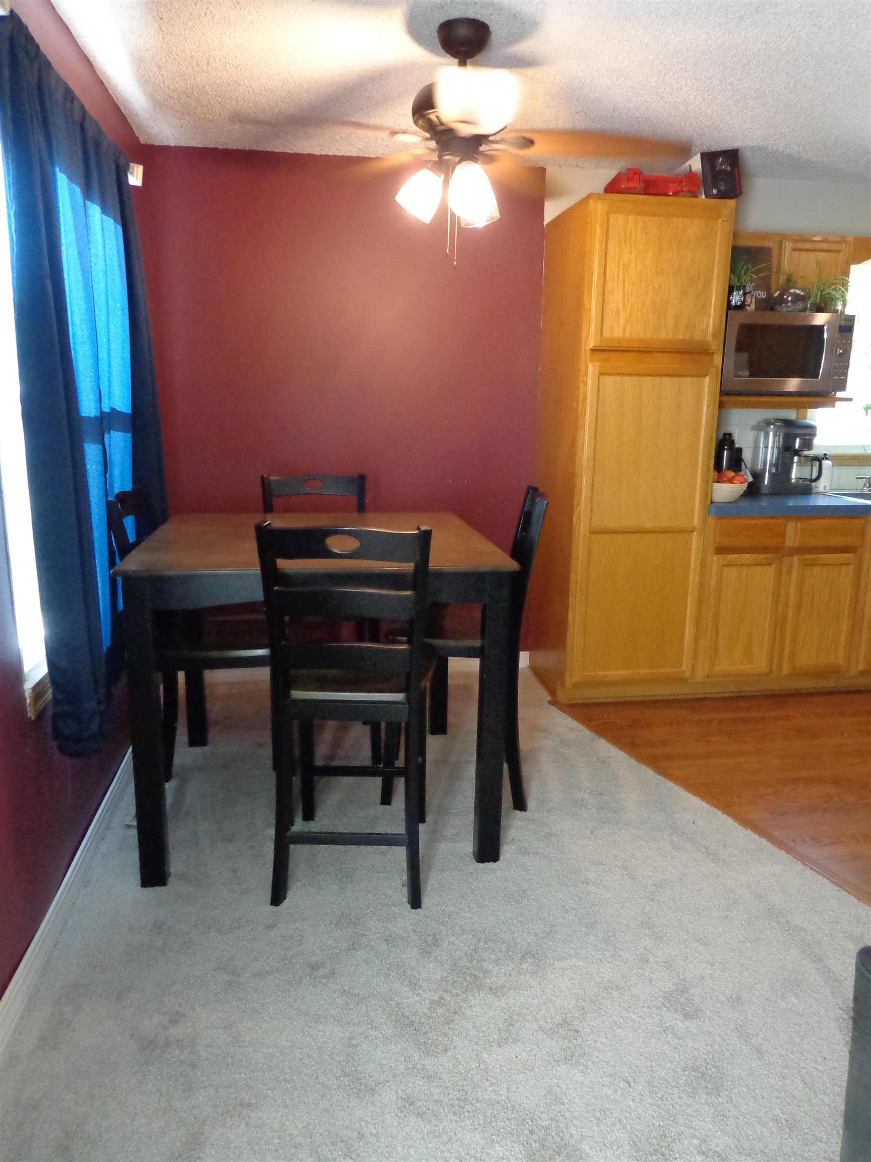 3122 S Everett Property Photo 6
