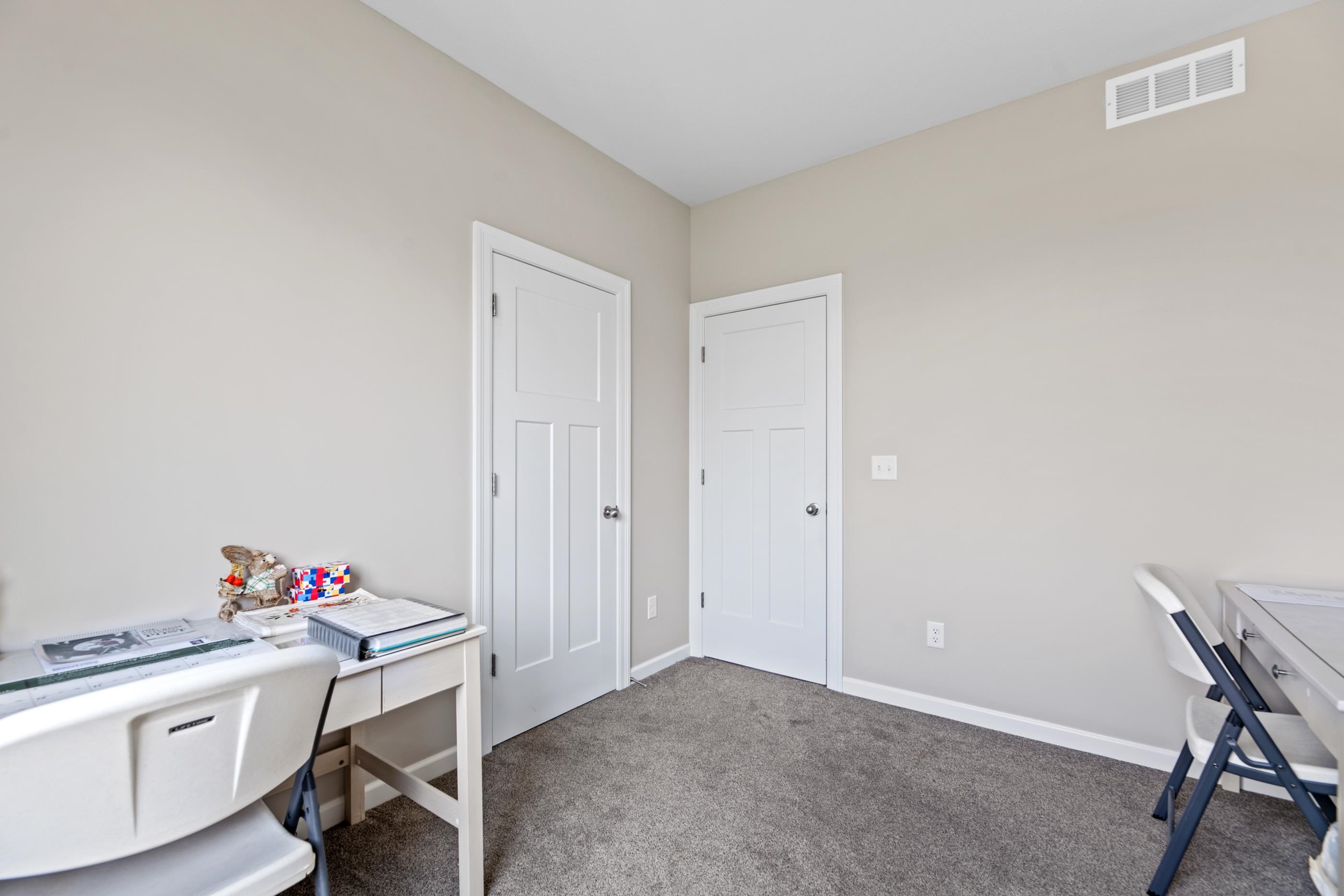 10498 W Wilkinson St Property Photo 23