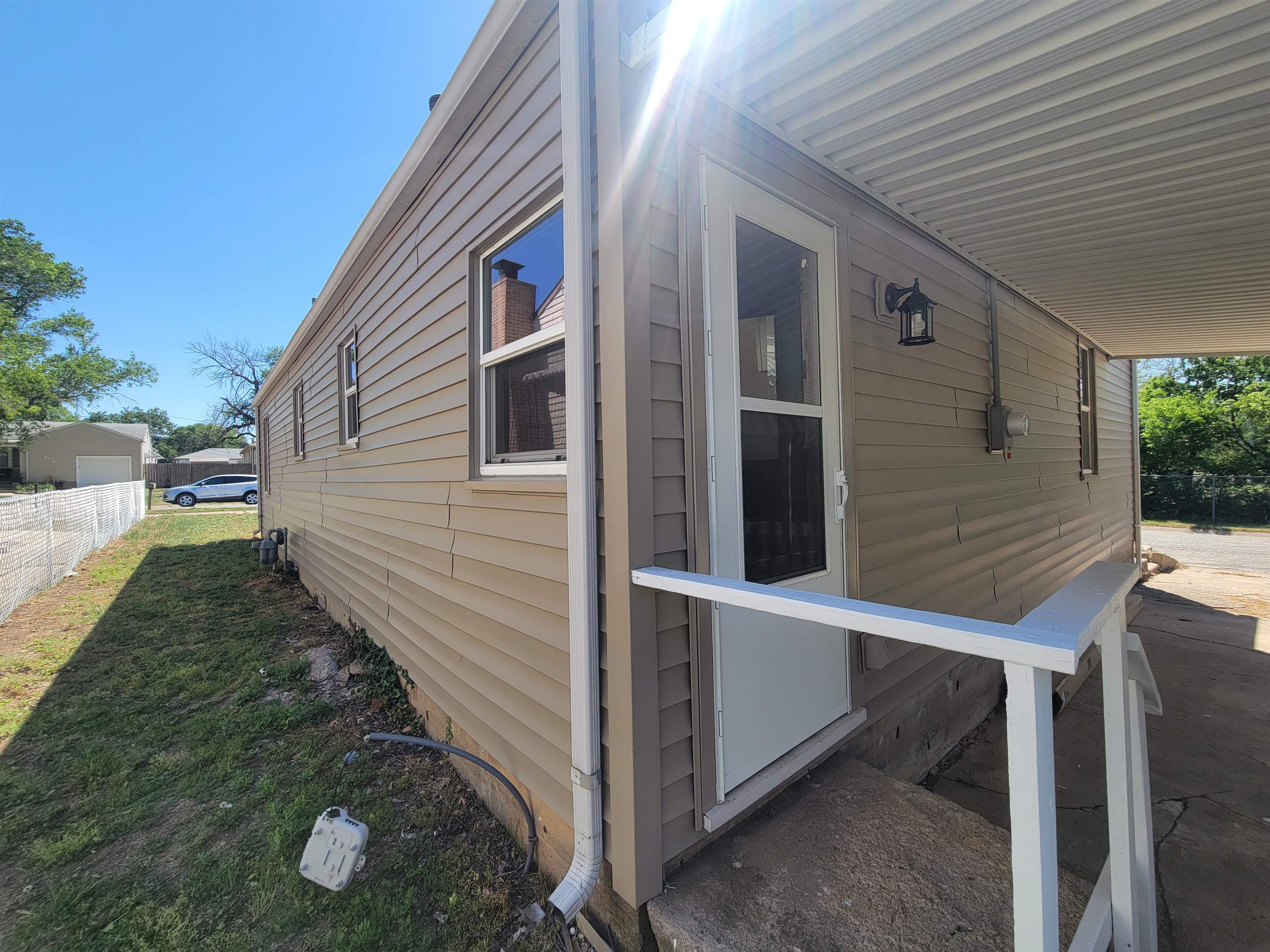 201 N Cherry Property Photo 17