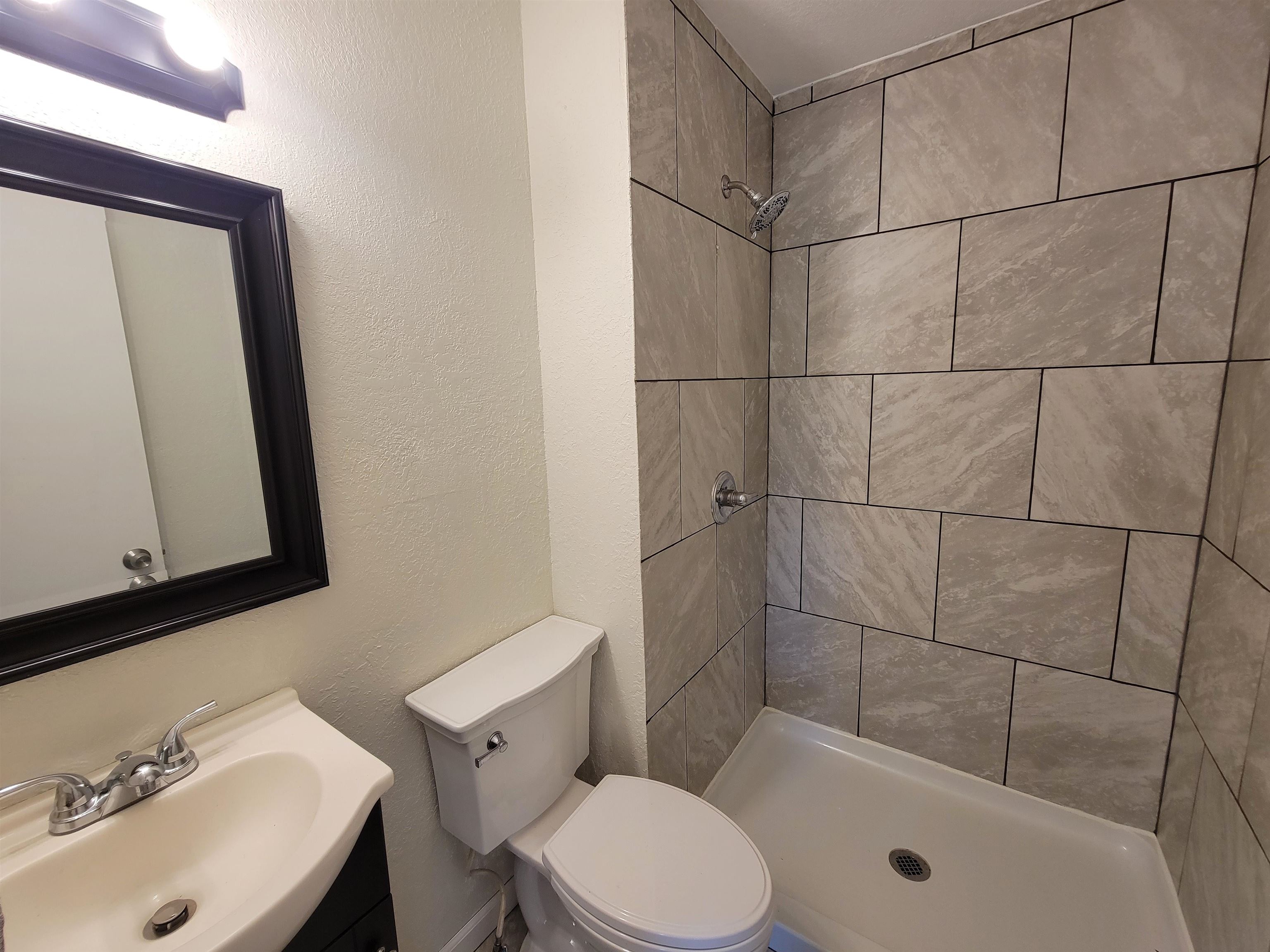 201 N Cherry Property Photo 23