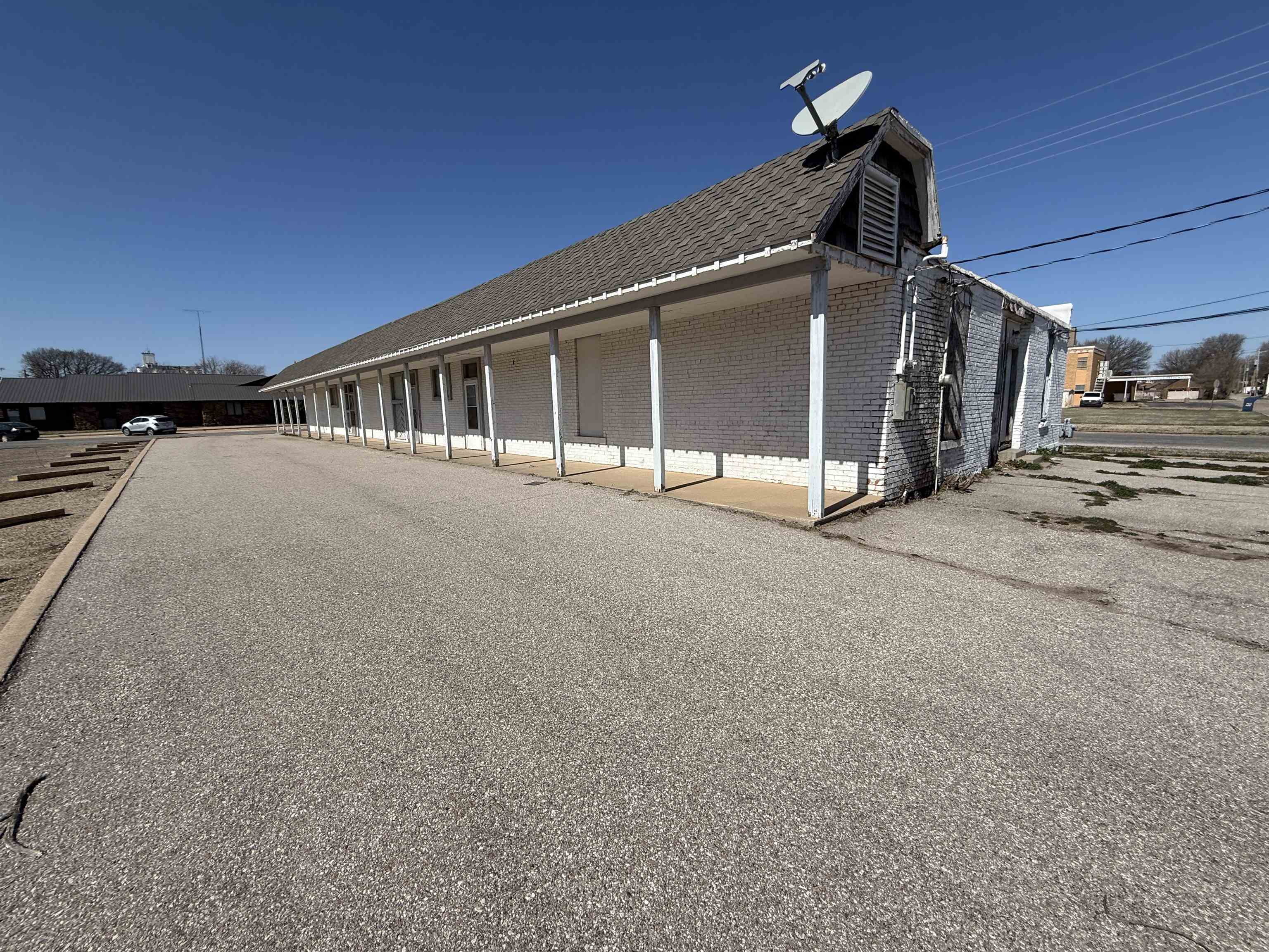123 N Bluff Property Photo 3